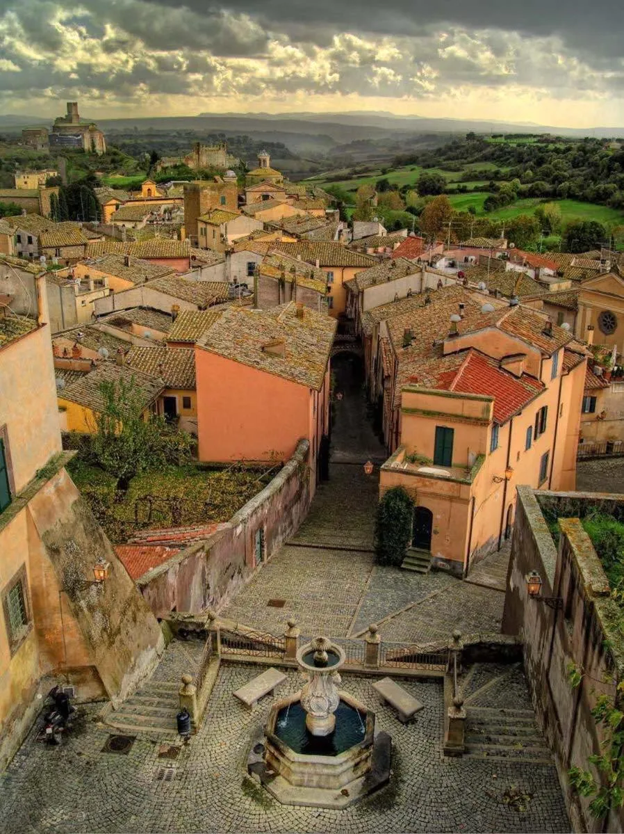 Neighbourhood in Locanda di Mirandolina