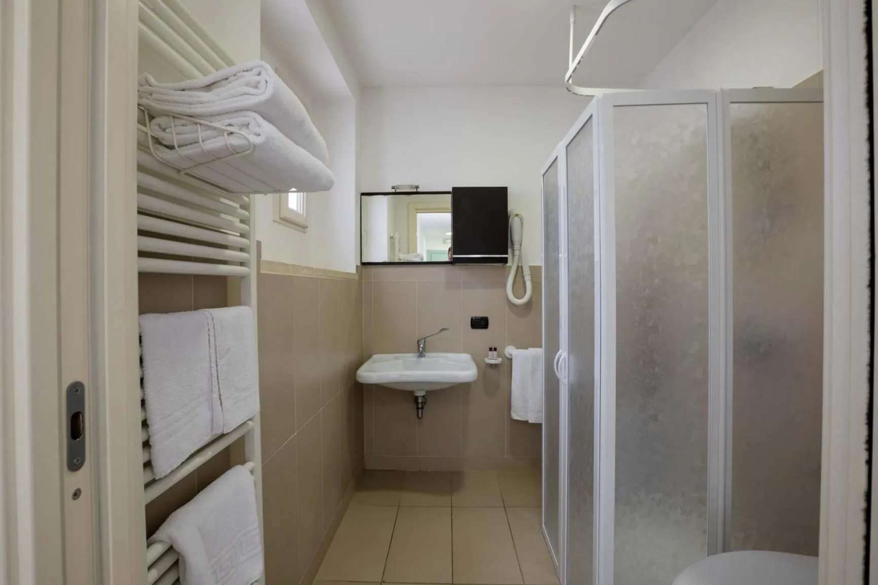 Shower in Porta Pispini Residence