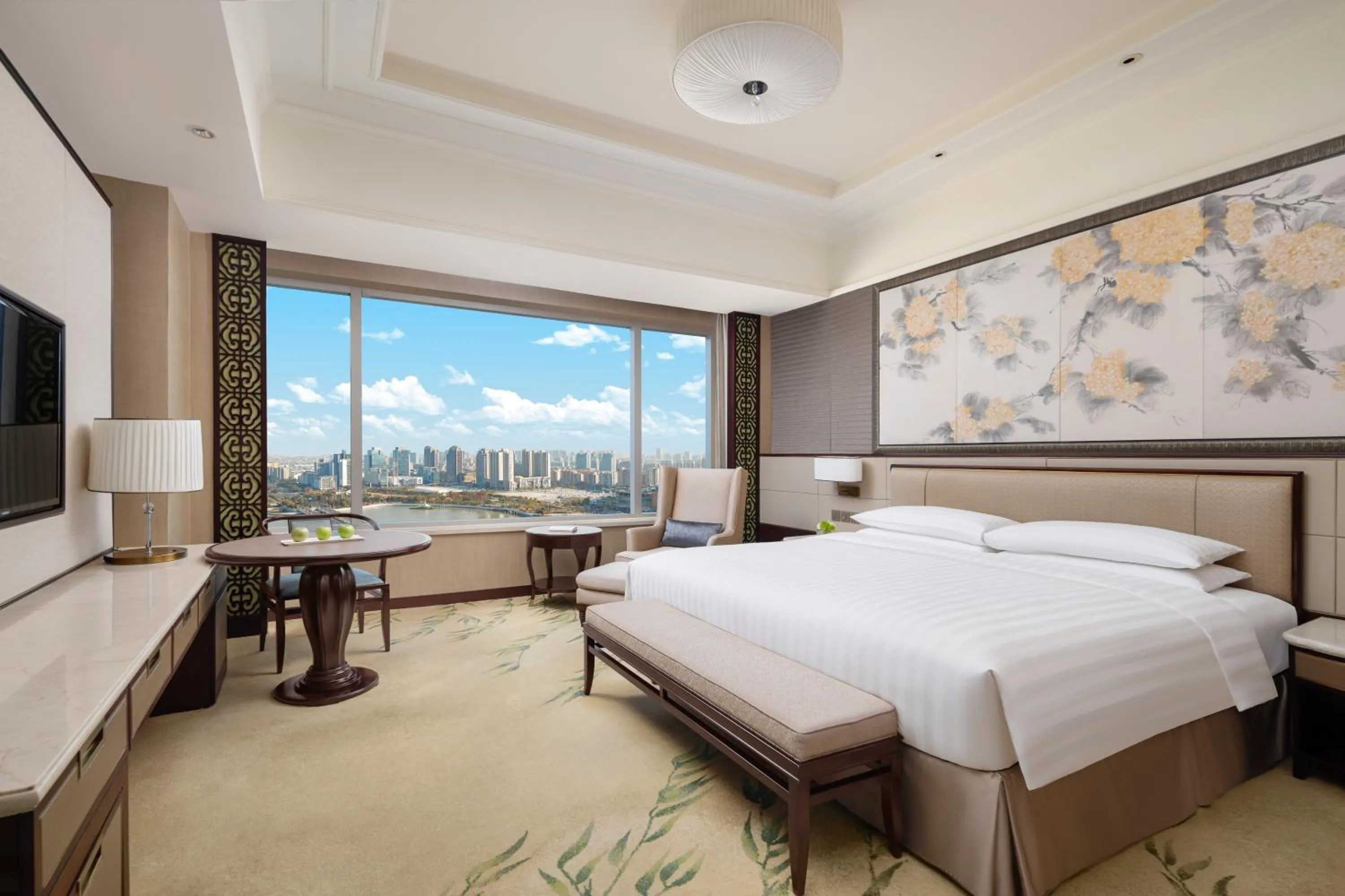 Property building, Bed in Shangri-La Yangzhou