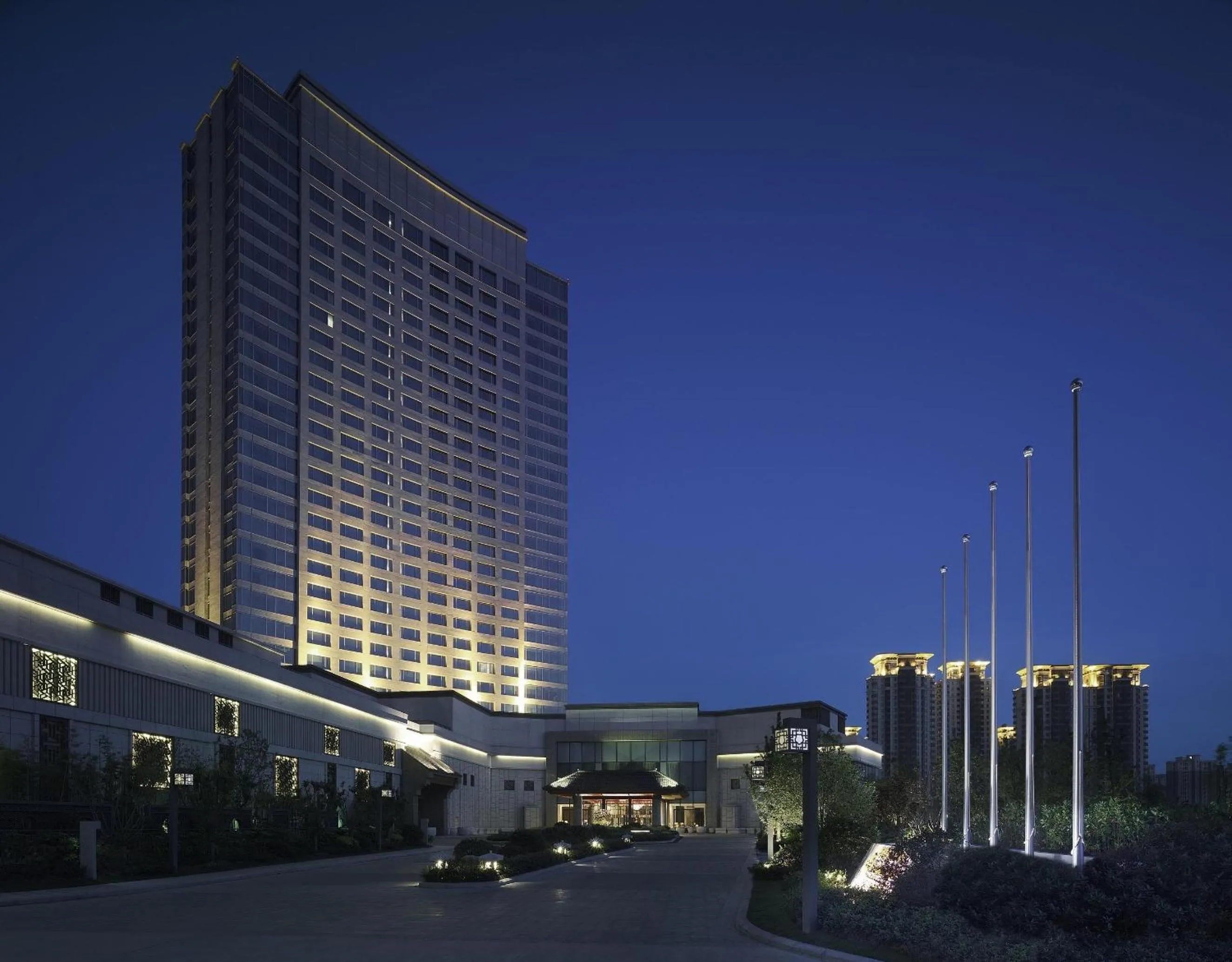 Facade/entrance in Shangri-La Yangzhou