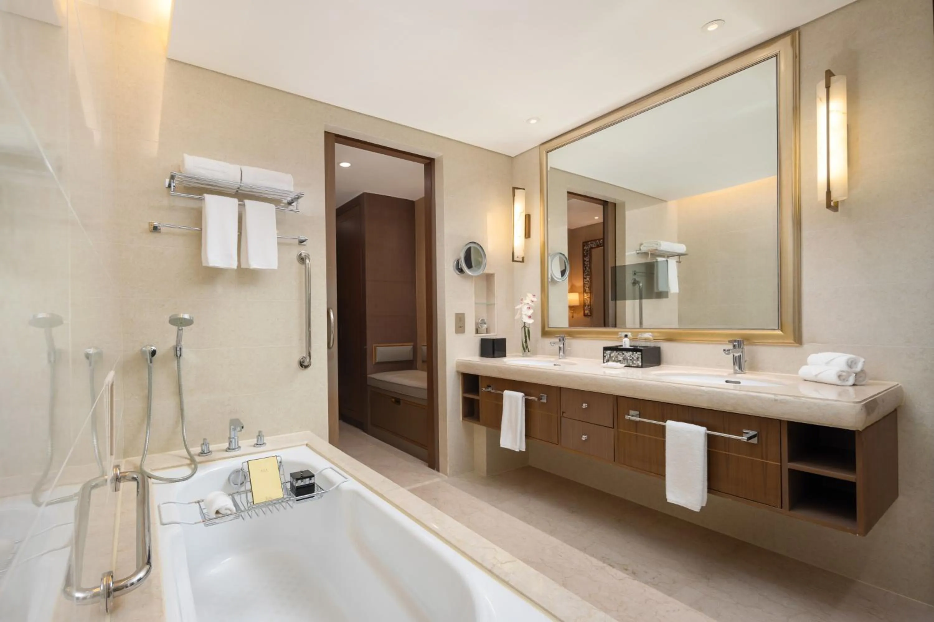 Bathroom in Shangri-La Yangzhou