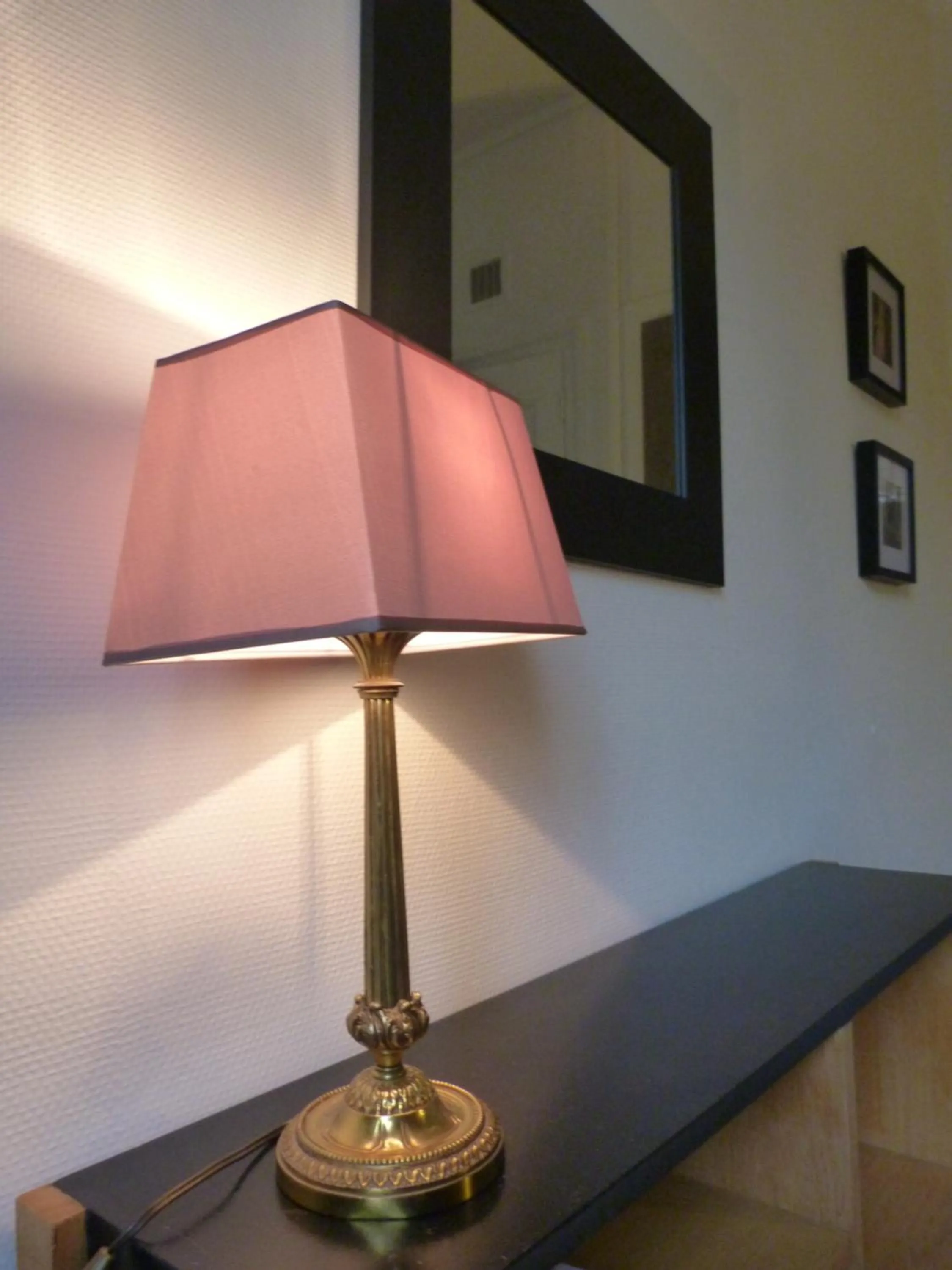 Decorative detail in Hôtel Le Bretagne