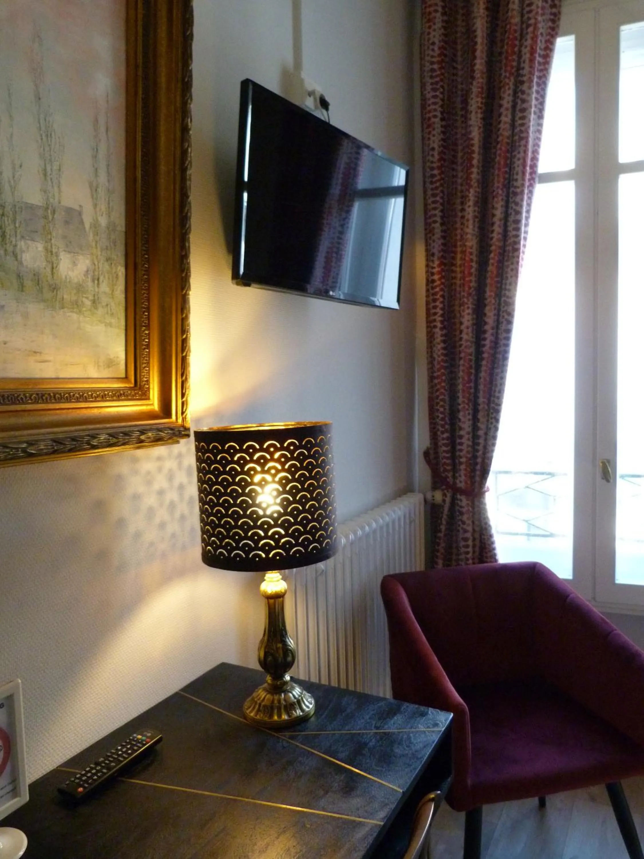 Decorative detail in Hôtel Le Bretagne