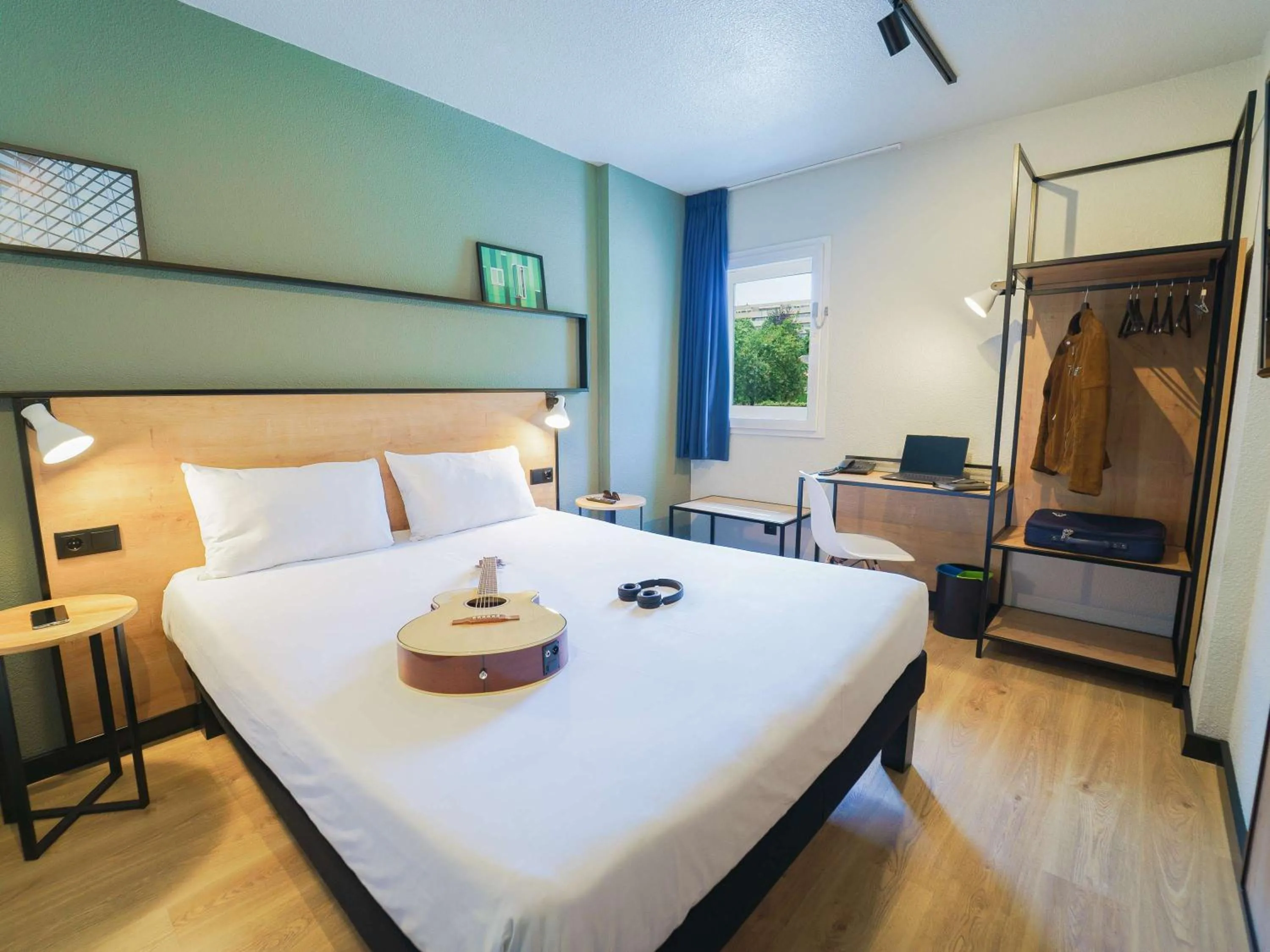 Superior Double Room in Hotel ibis Guimaraes