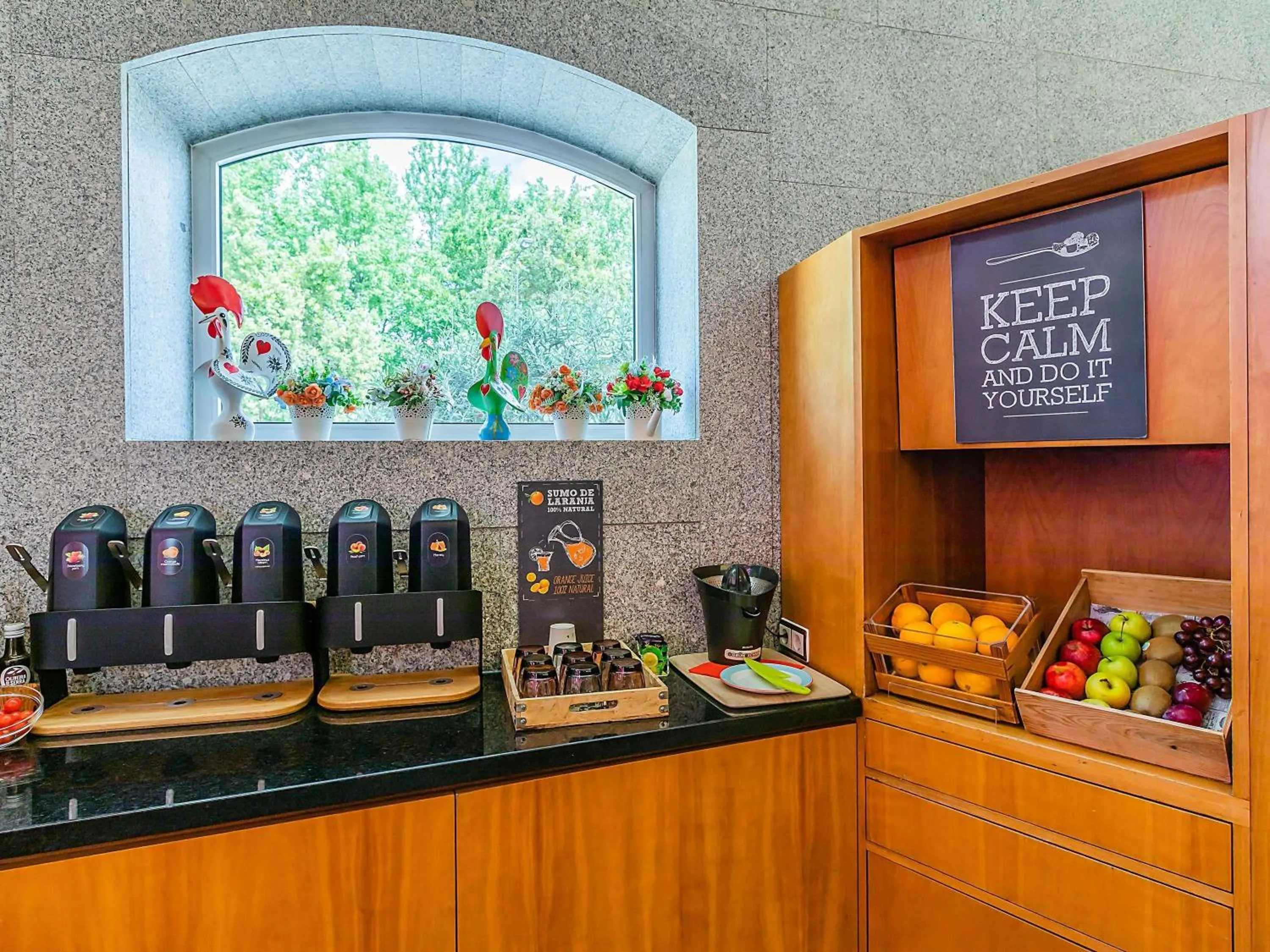 Breakfast in Hotel ibis Guimaraes