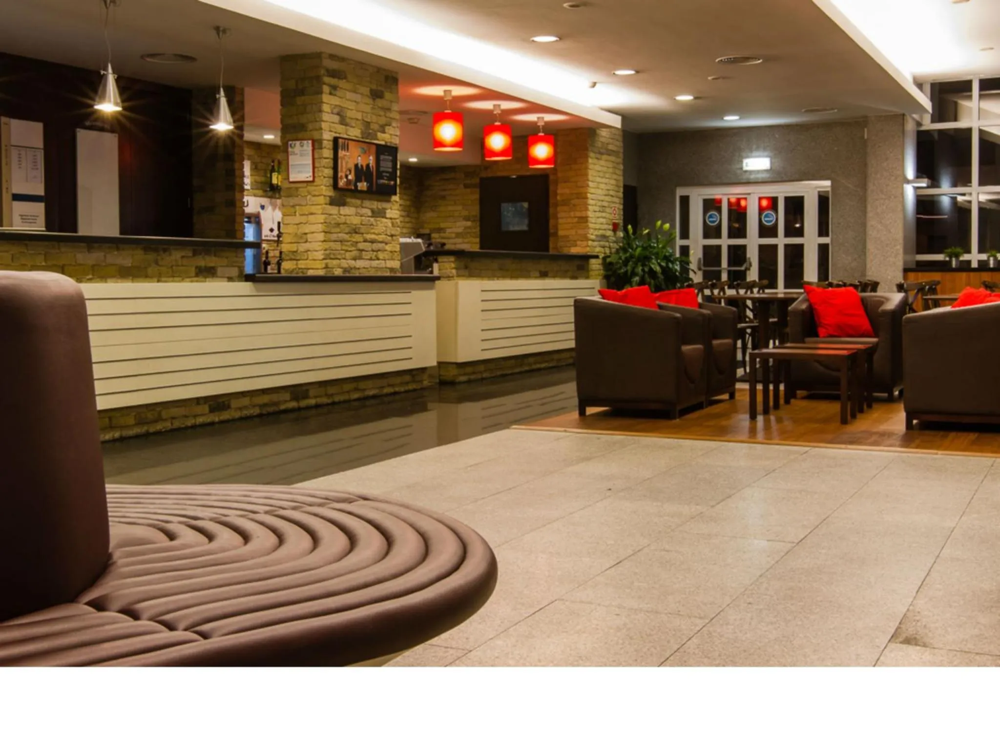 Lobby or reception in Hotel ibis Guimaraes