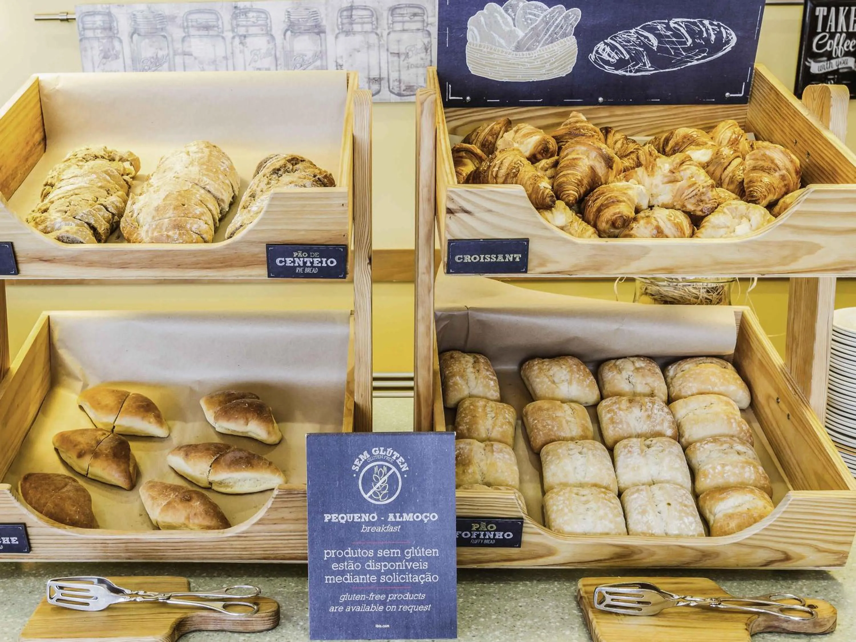 Breakfast in Hotel ibis Porto Sao Joao