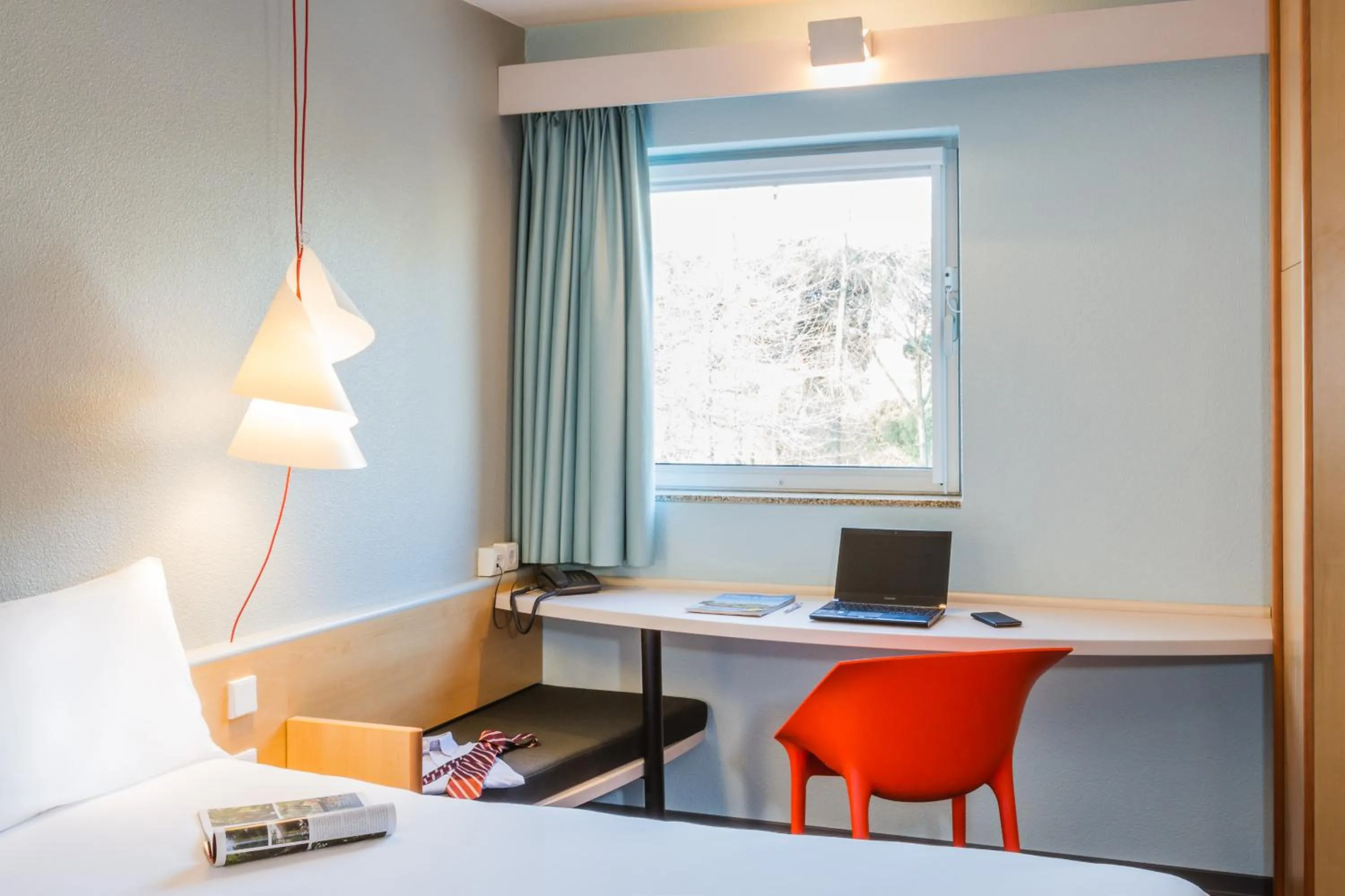 Bedroom in Hotel ibis Porto Sao Joao