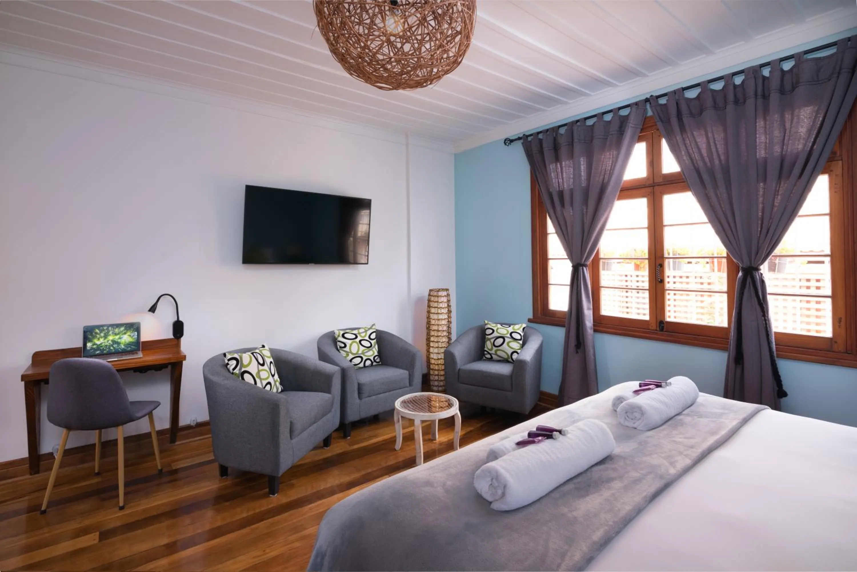 Bed in Esencia Hotel Boutique