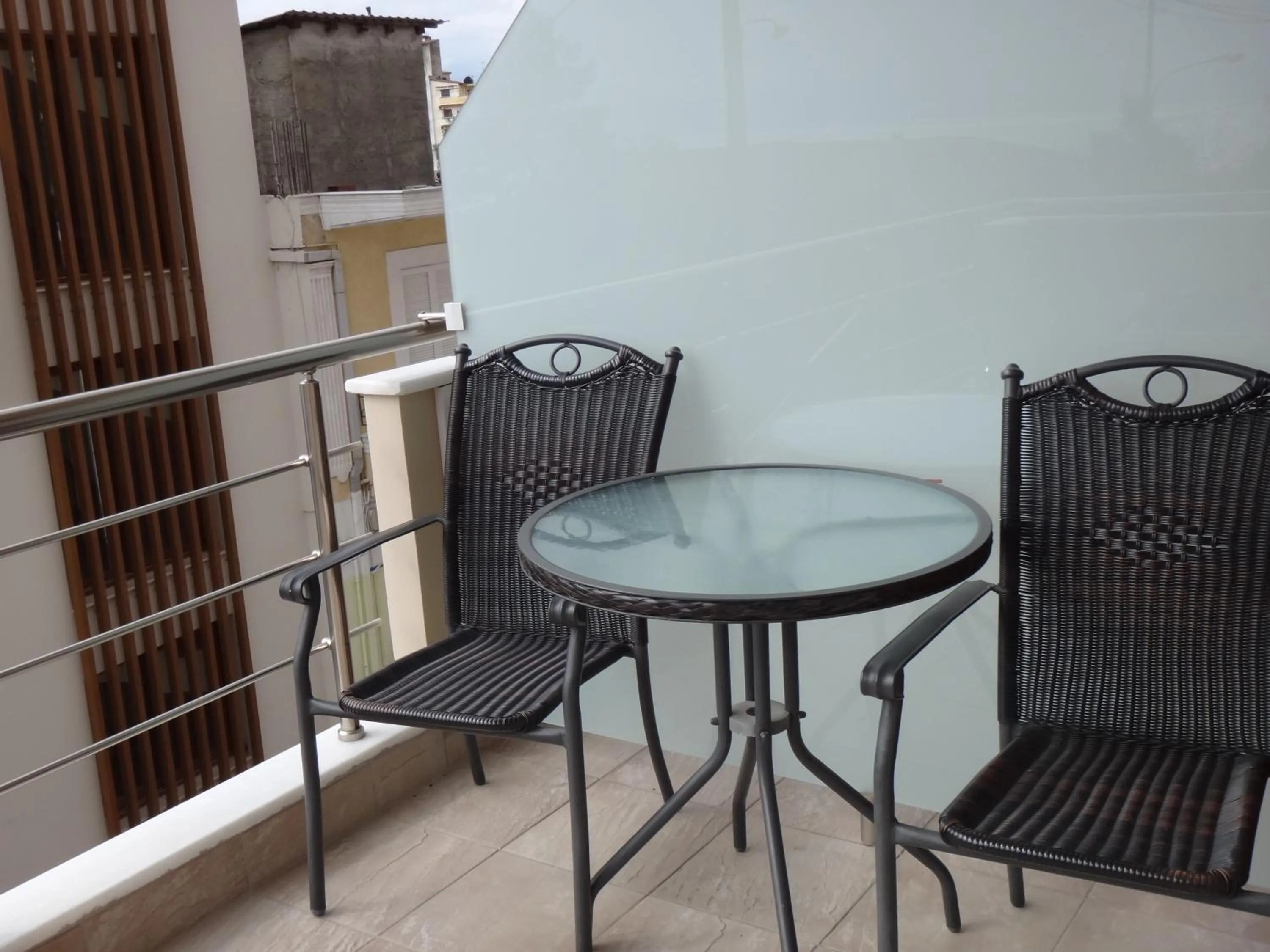 Balcony/Terrace in 9 Queens Spa Hotel