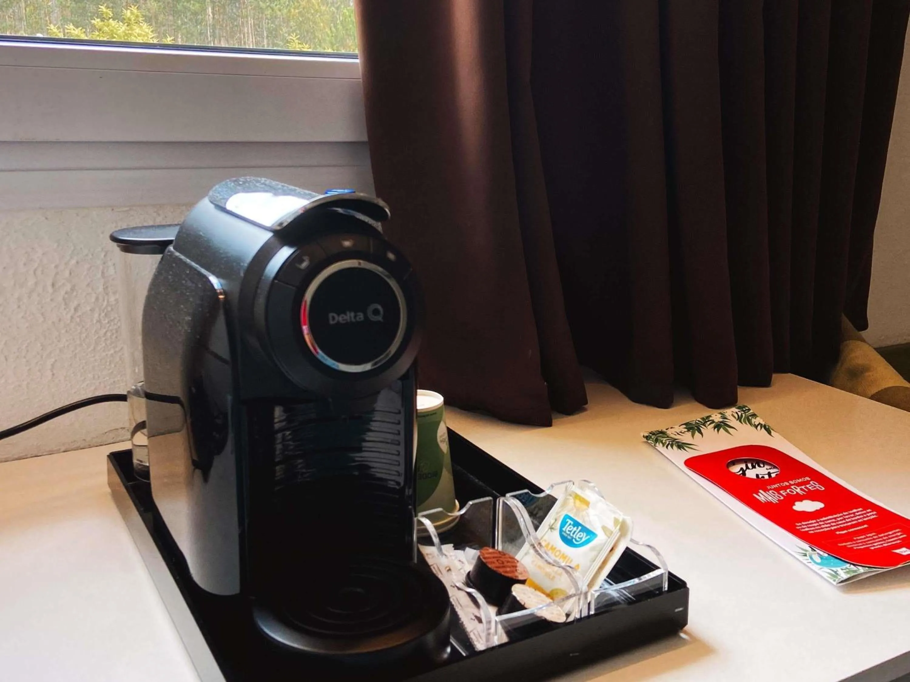 Bedroom in Hotel ibis Porto Sul Europarque