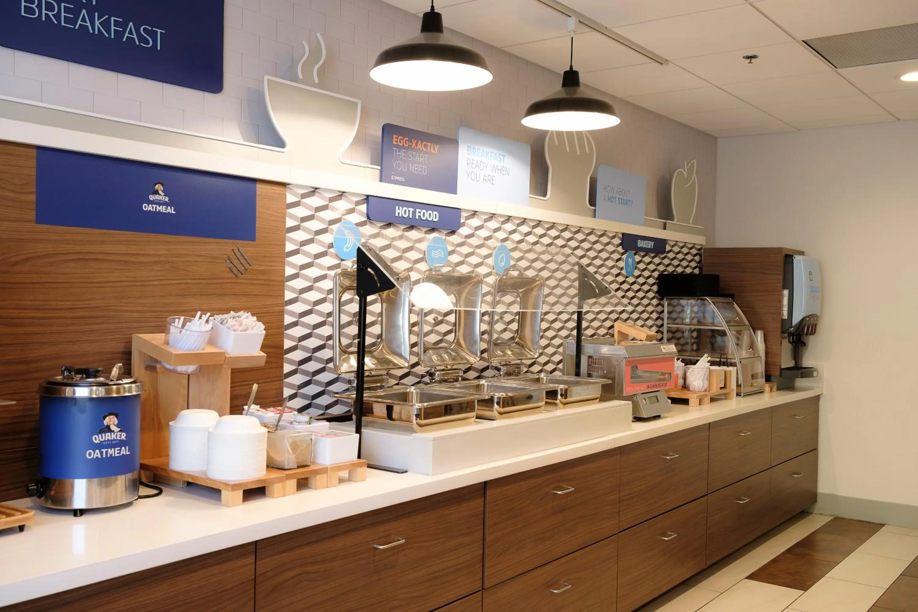 Breakfast in Holiday Inn Express Davis-University Area by IHG