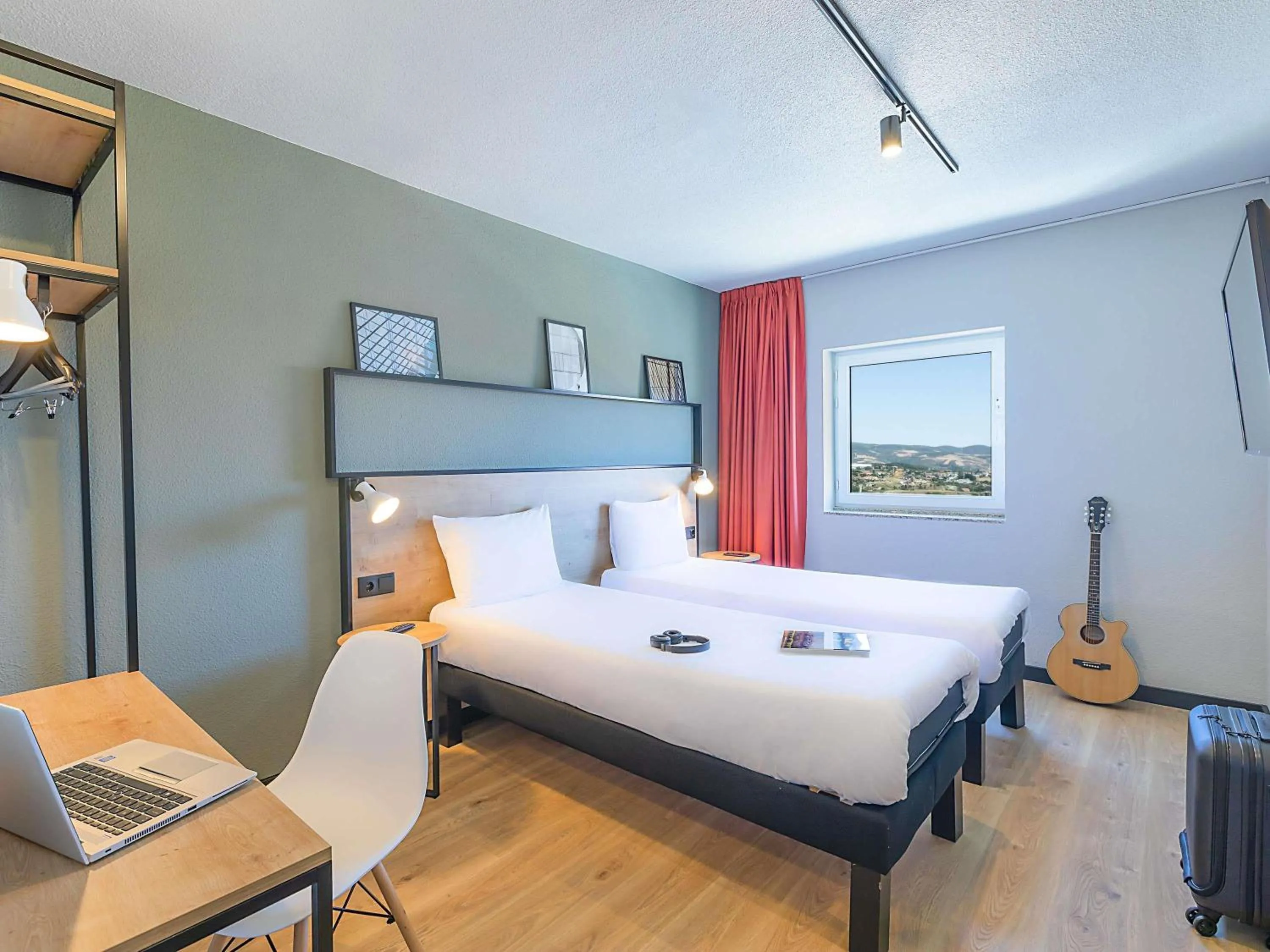 Bedroom, Bed in Hotel ibis Bragança