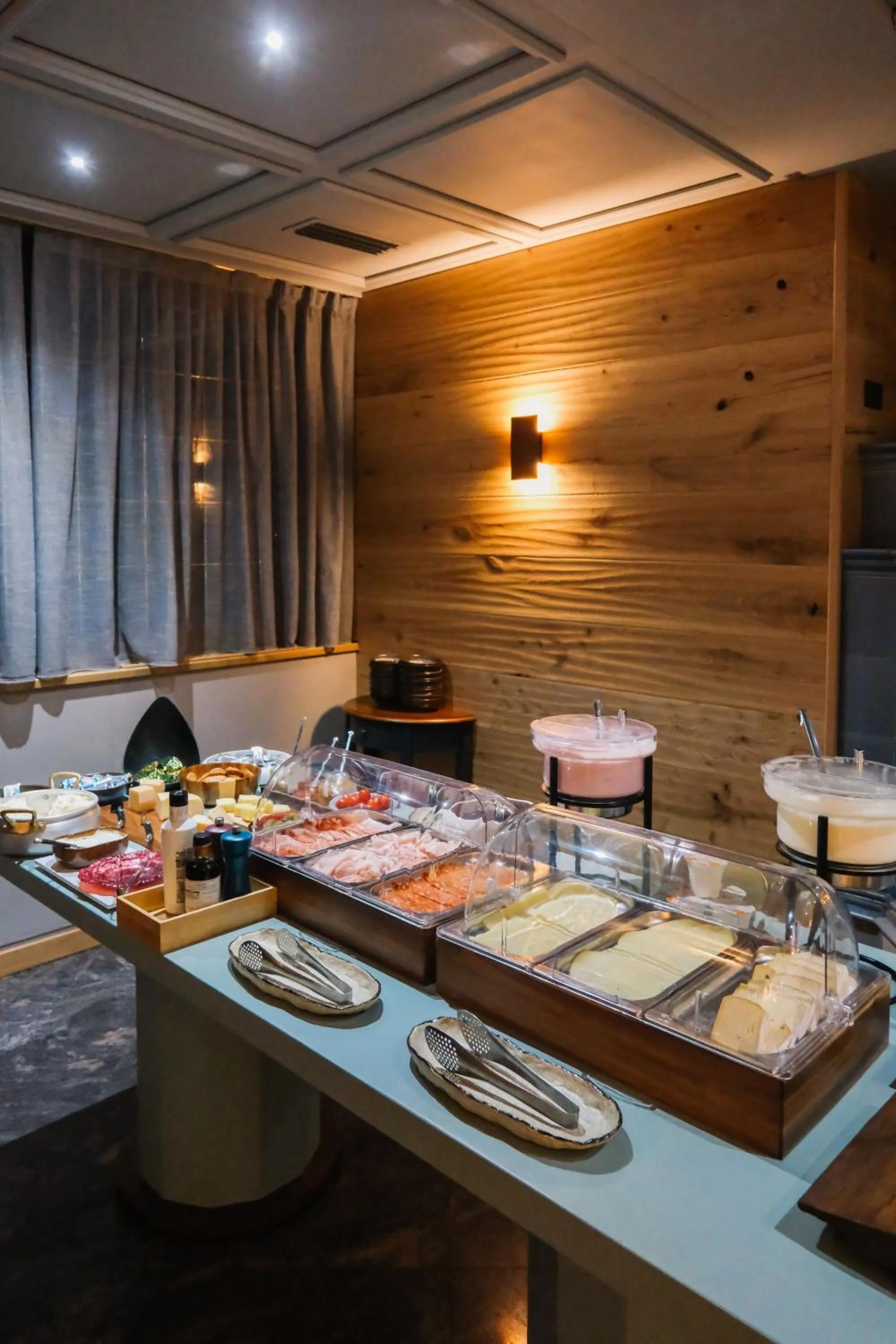 Buffet breakfast in Aria Life Hotel Pinzolo