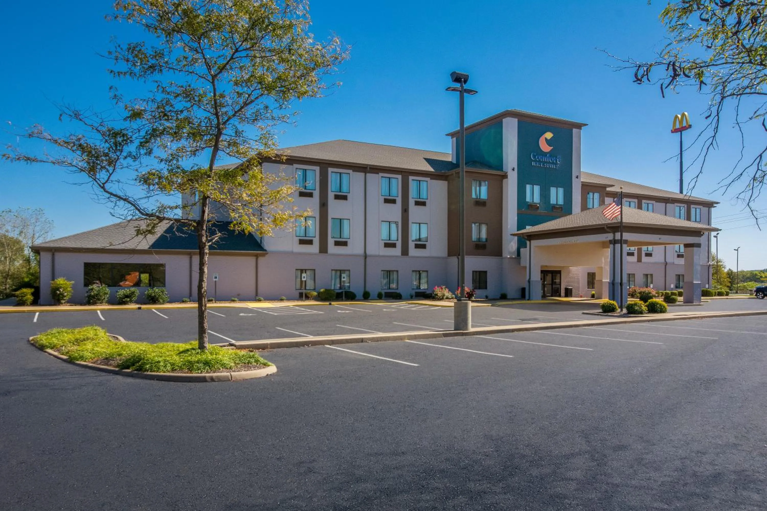 Comfort Inn & Suites Cave City