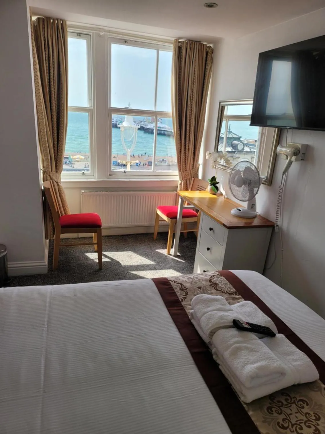 View (from property/room), Bed in Atlantic Seafront