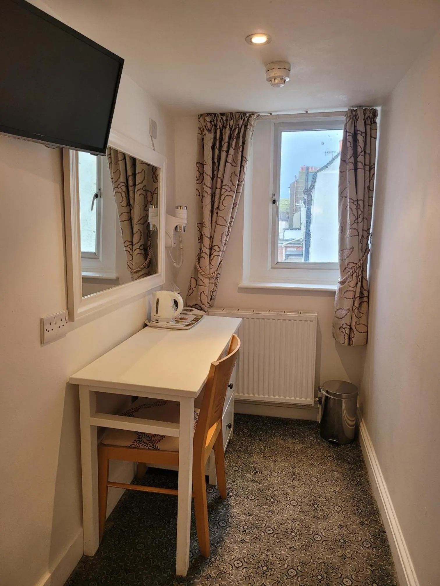 TV and multimedia in Atlantic Seafront