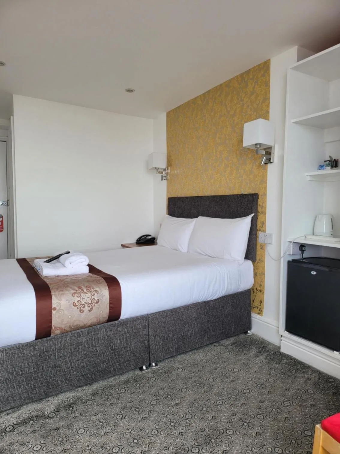 Bed in Atlantic Seafront