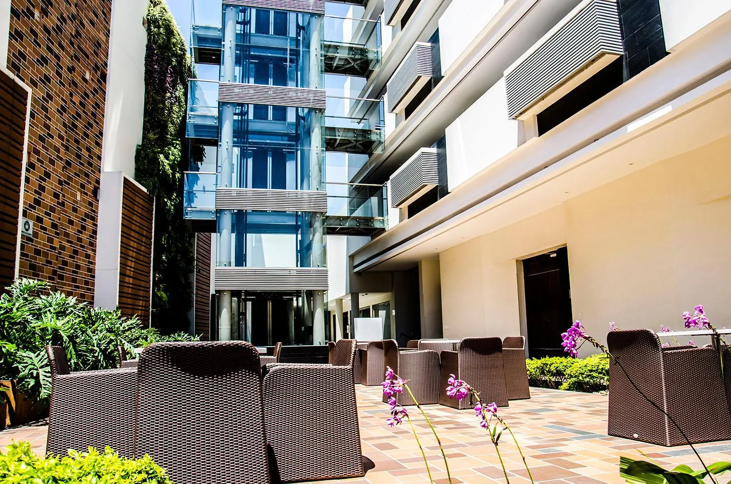 Property building in Hotel CasaBlanca Cucuta