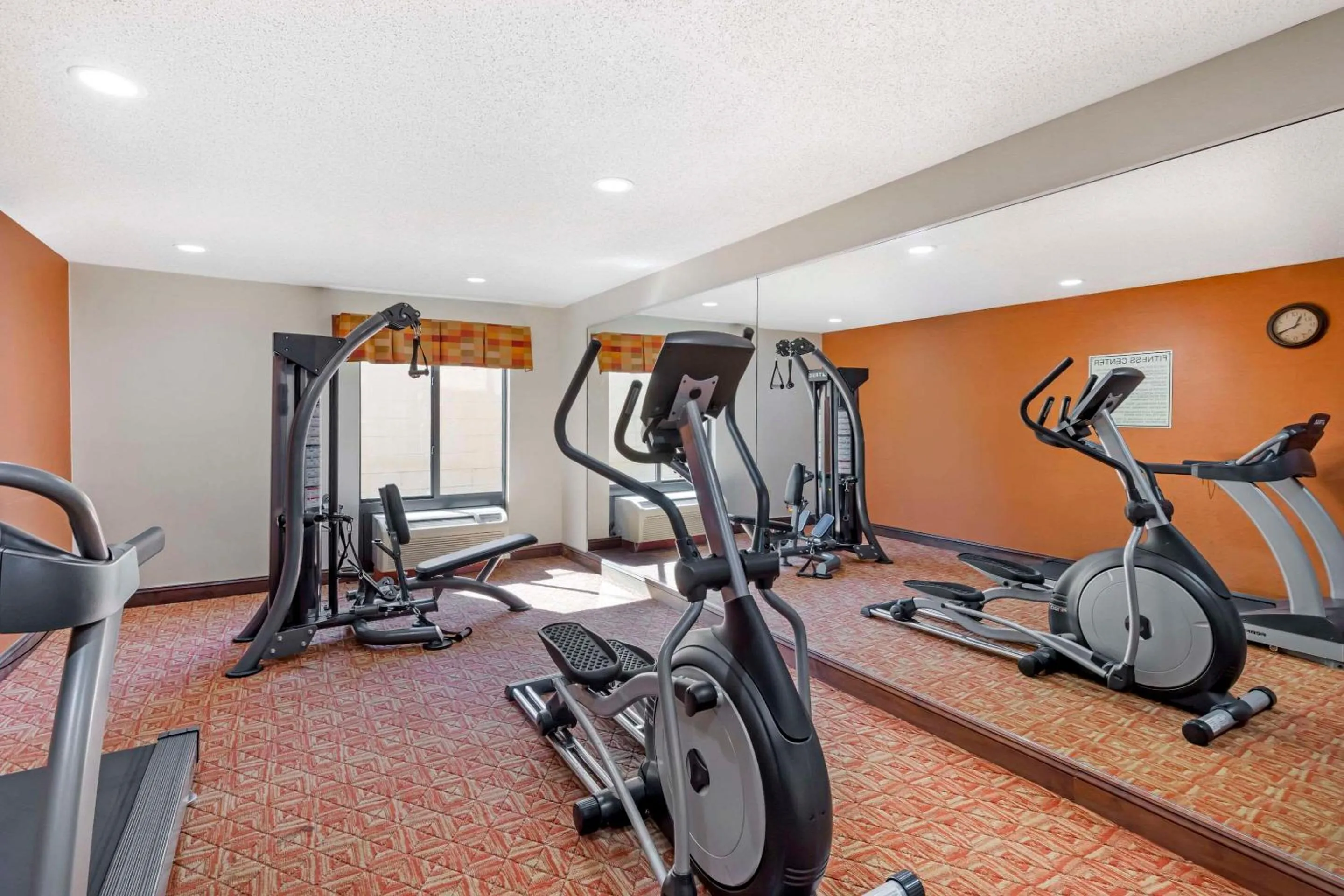 Fitness centre/facilities in Quality Inn Raleigh Downtown