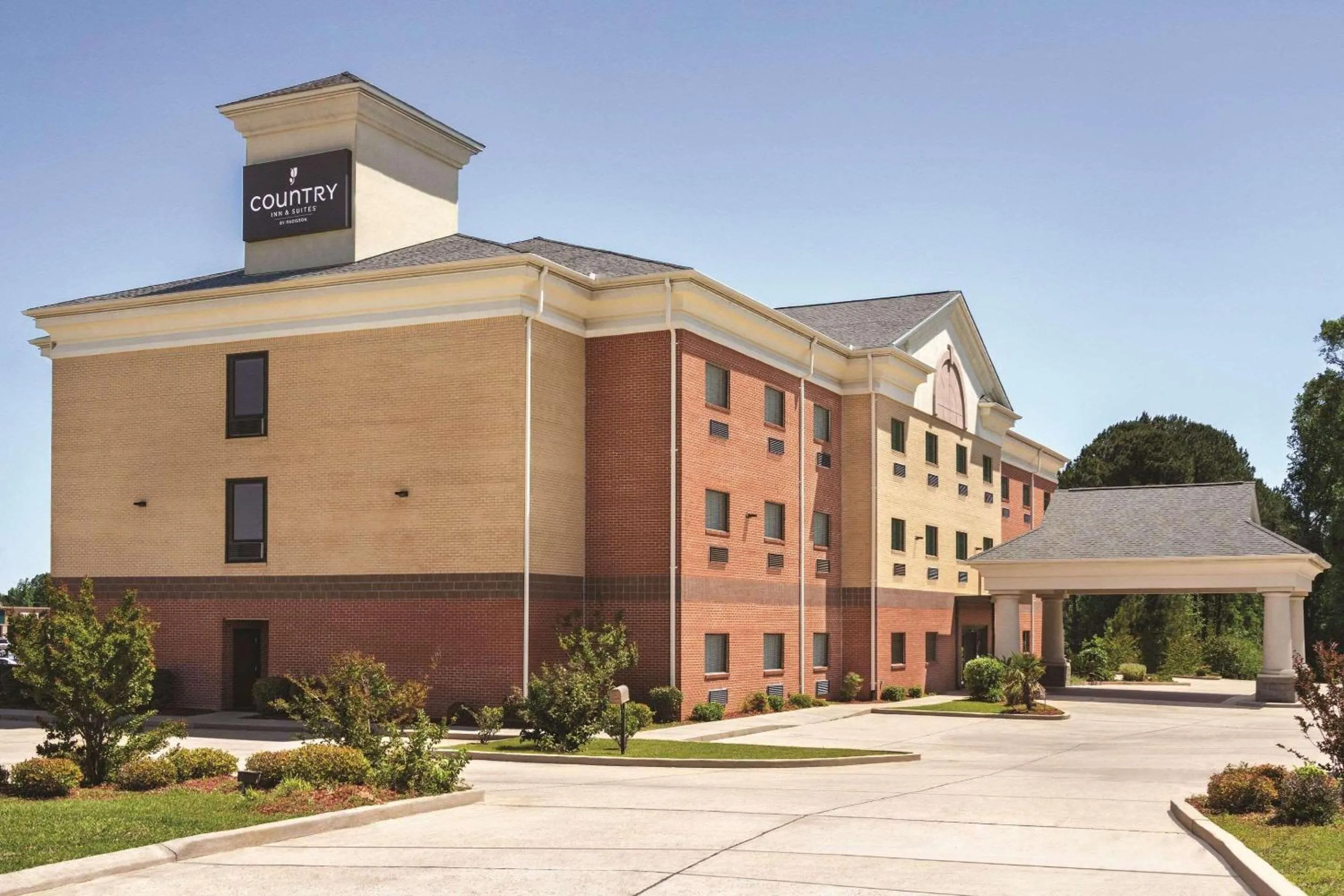 Property building in Country Inn & Suites by Radisson, Byram-Jackson South, MS