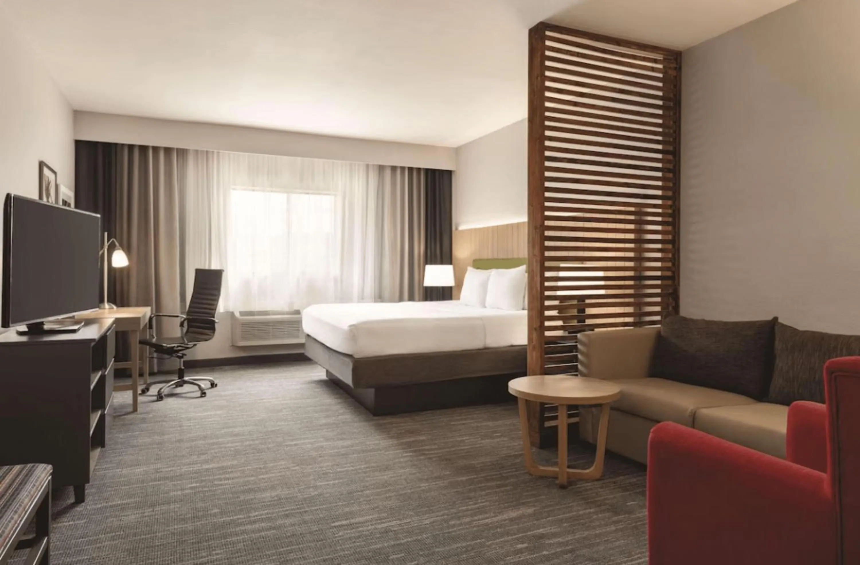 Bed in Country Inn & Suites by Radisson, Byram-Jackson South, MS