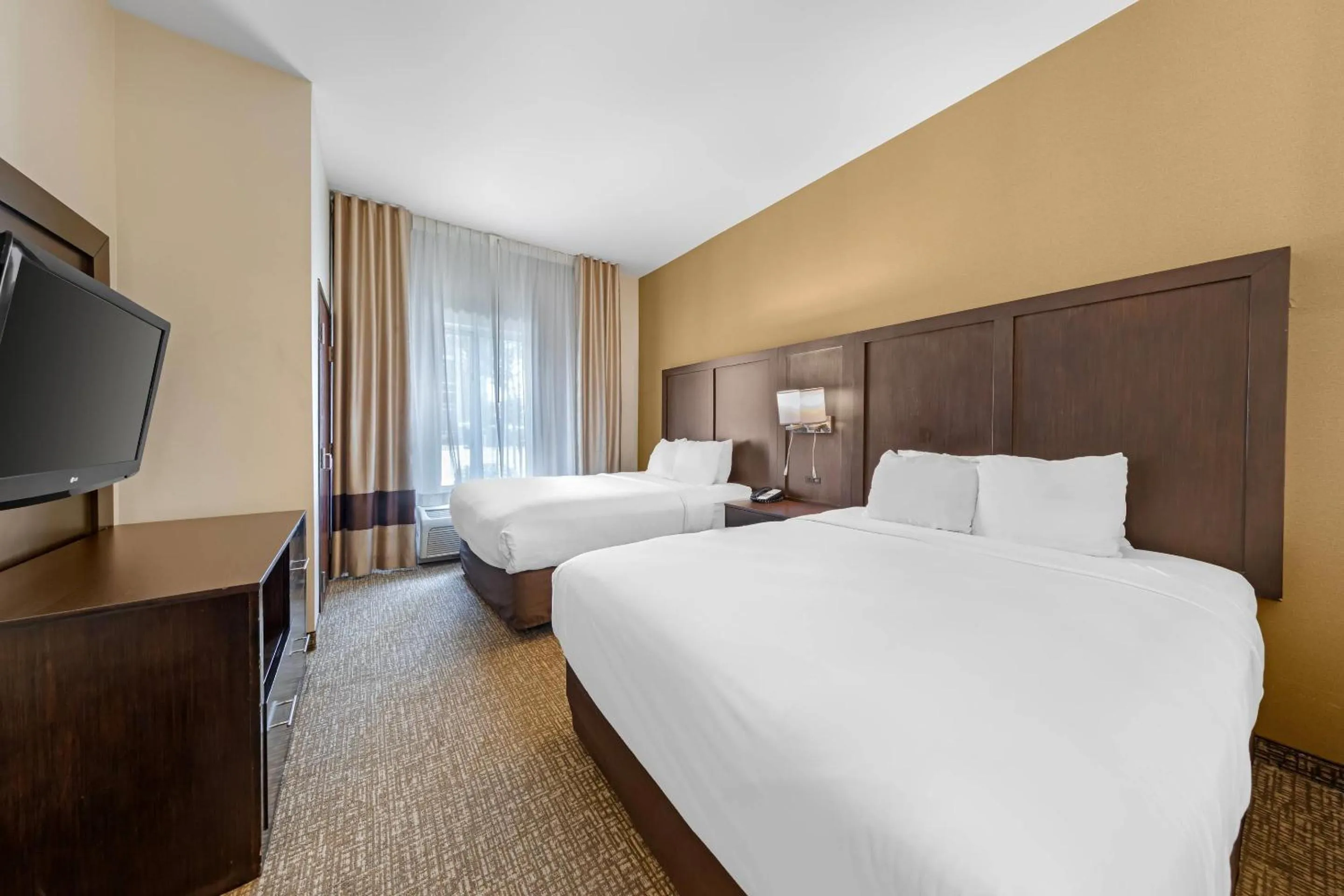 Bedroom, Bed in Comfort Suites Ontario Airport Convention Center