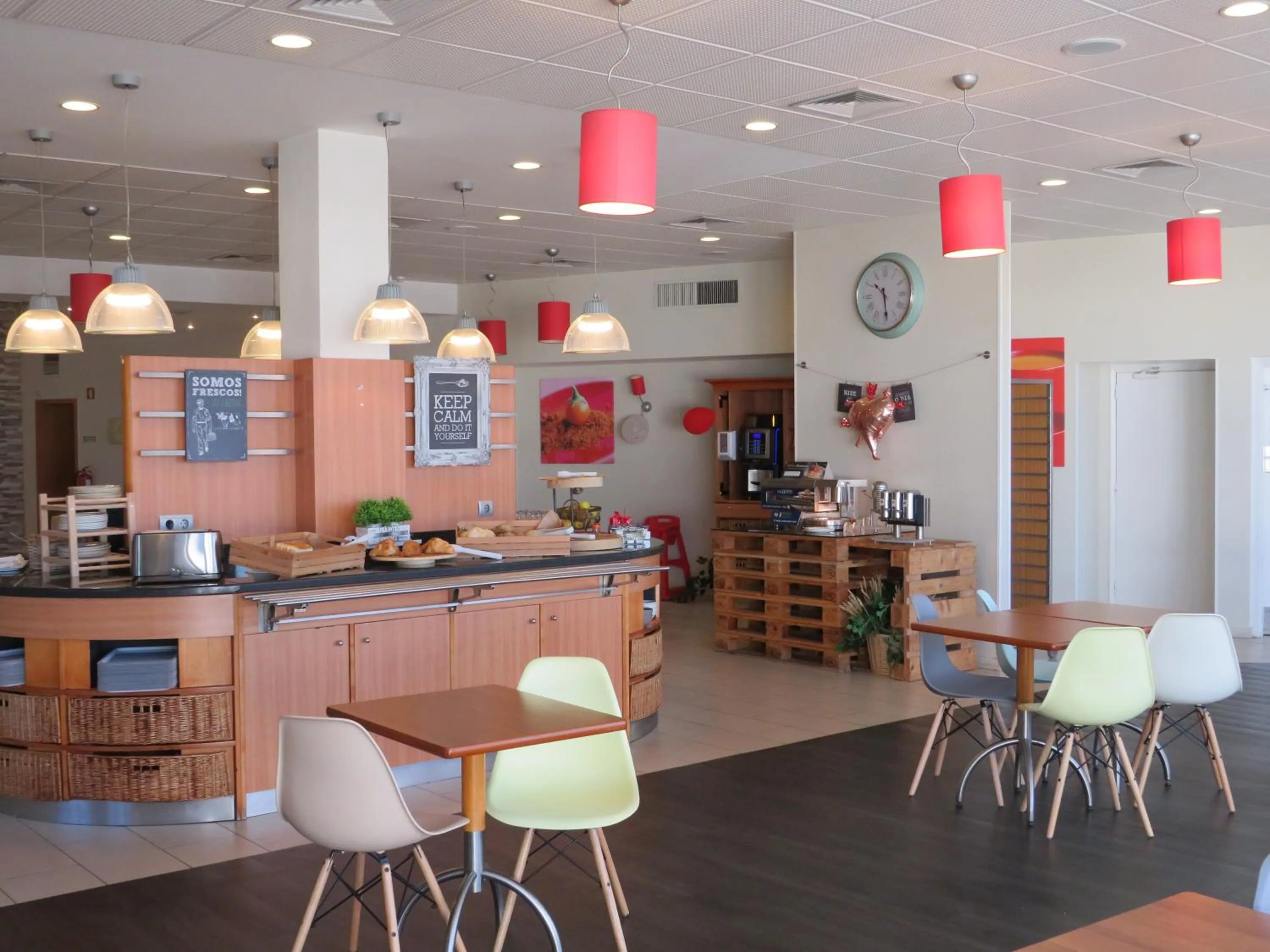 Breakfast in Hotel ibis Faro Algarve