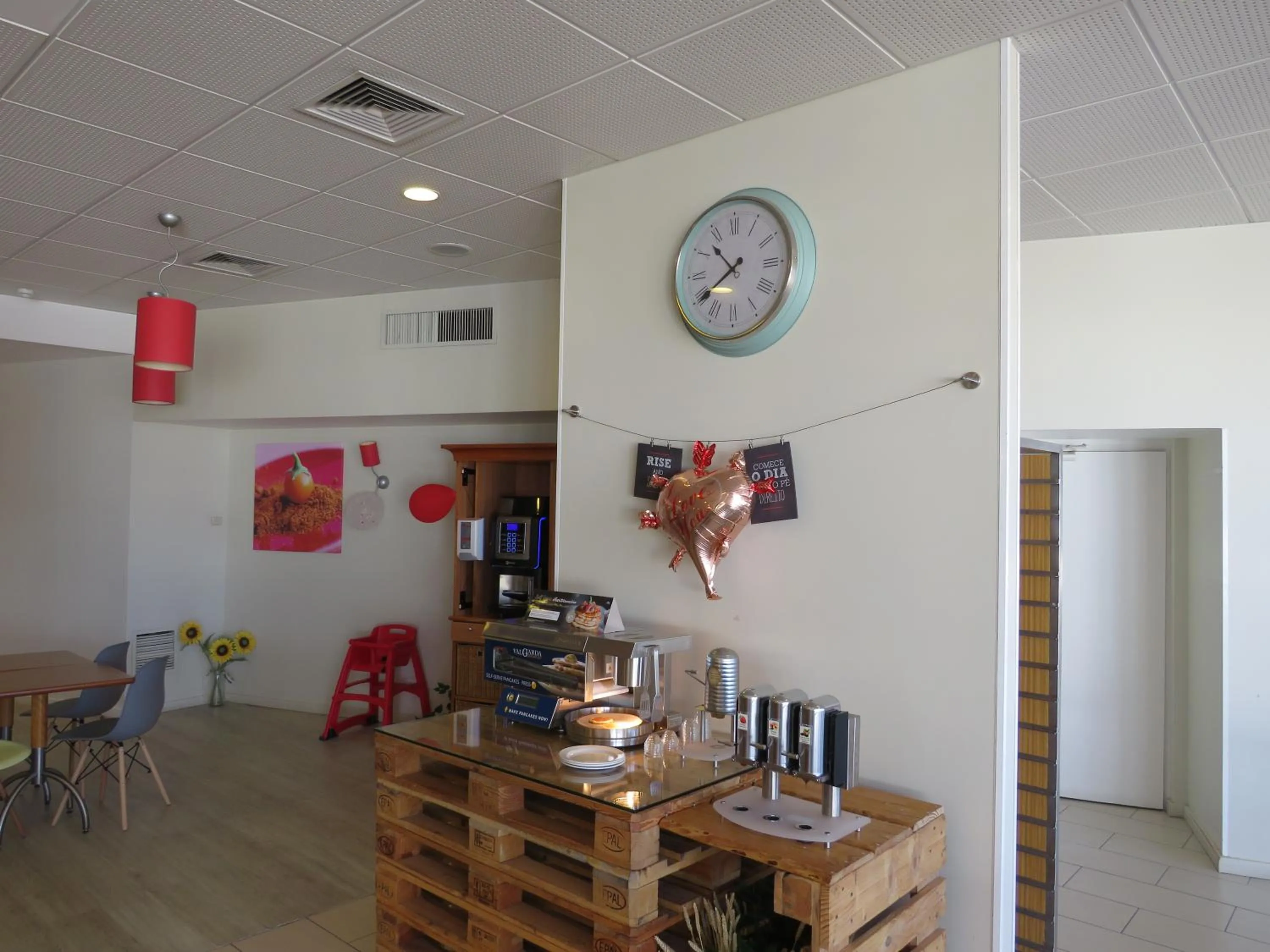 Breakfast in Hotel ibis Faro Algarve