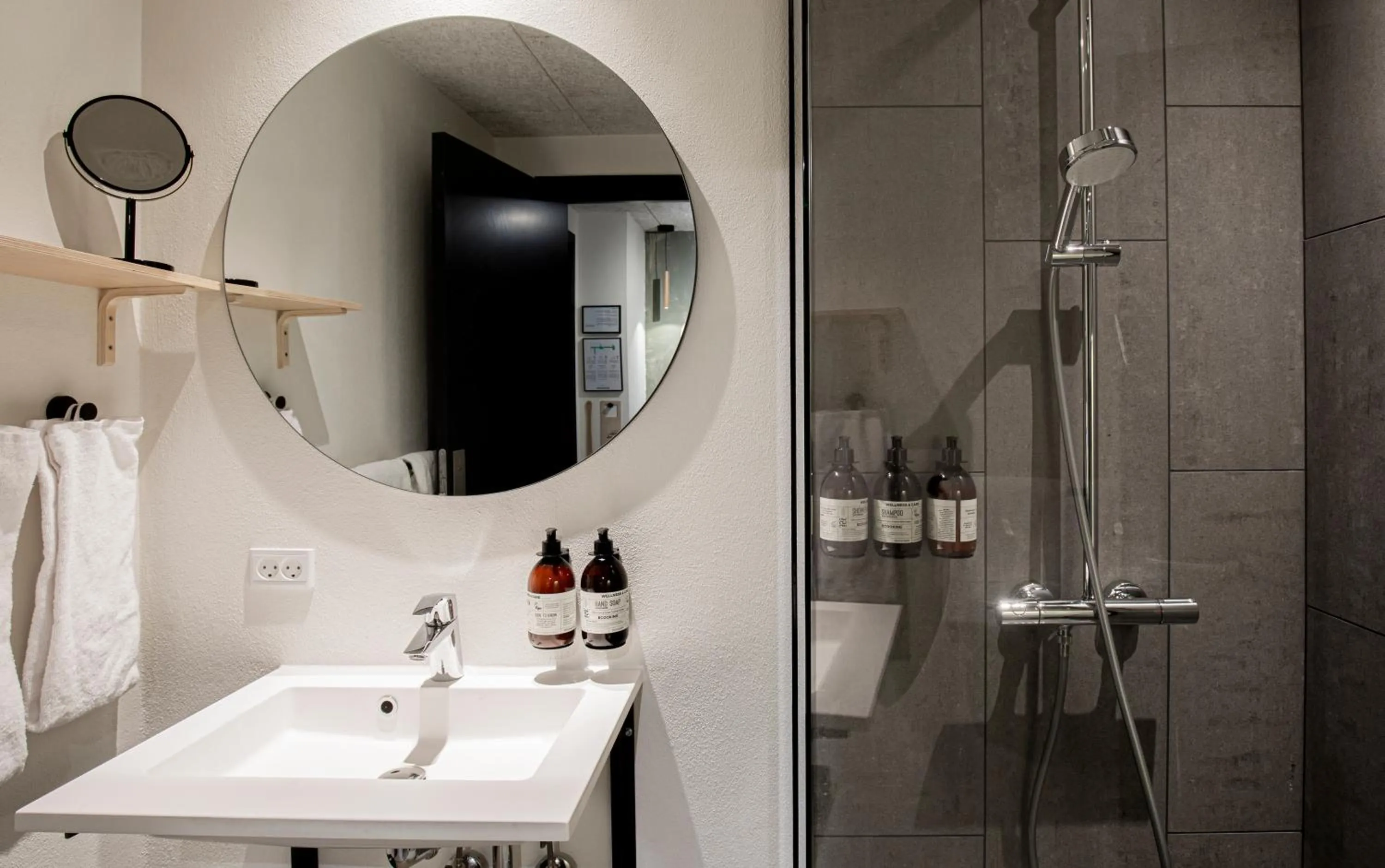 Shower in Fjordgaarden - Spa - Hotel - Konference