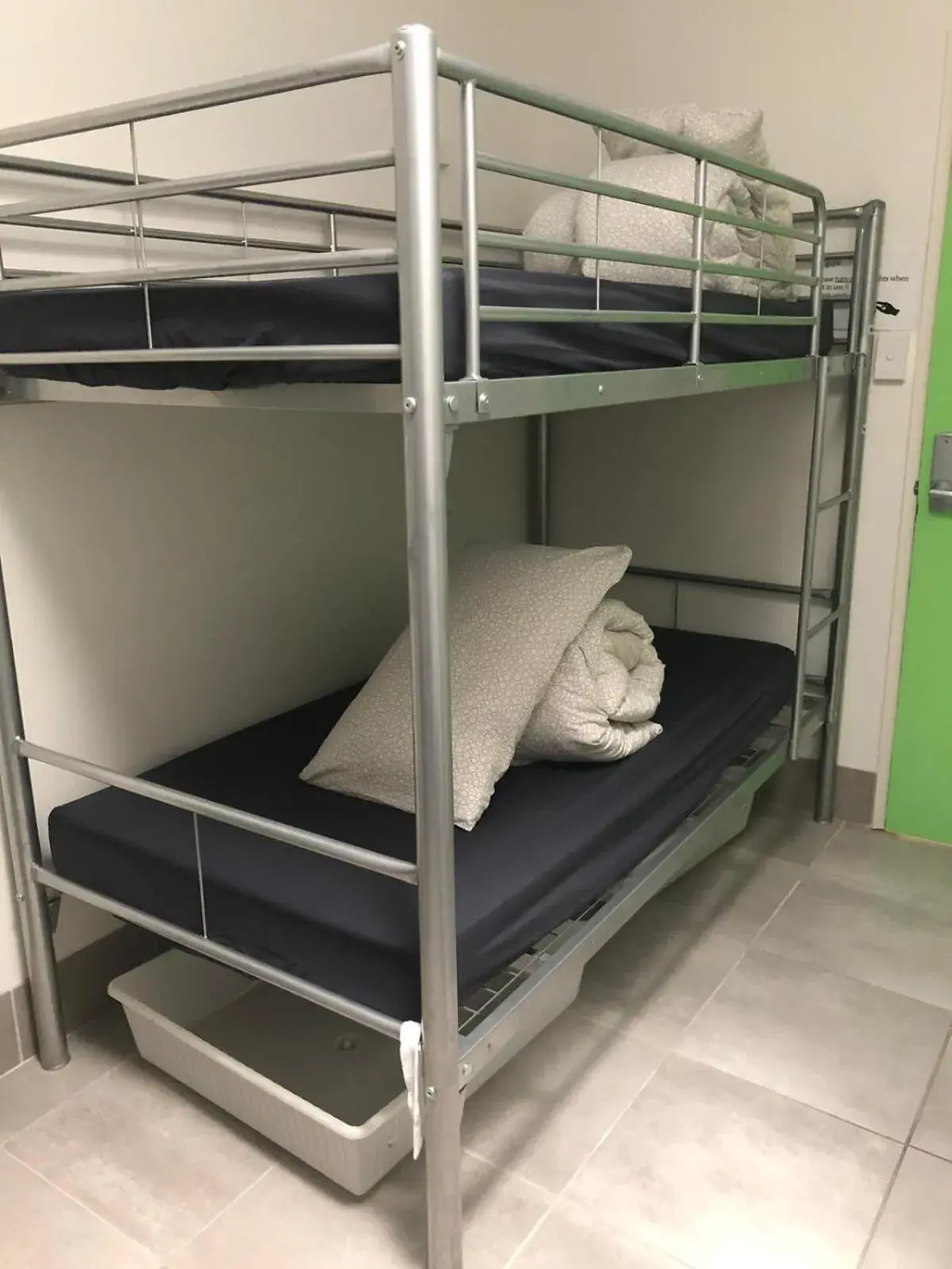 Bed in 4-Bed Mixed Dormitory Room in Perth City Backpackers Hostel - note - Valid passport required to check in Bed in 4-Bed Mixed Dormitory Room in Perth City Backpackers Hostel - note - Valid passport required to check in