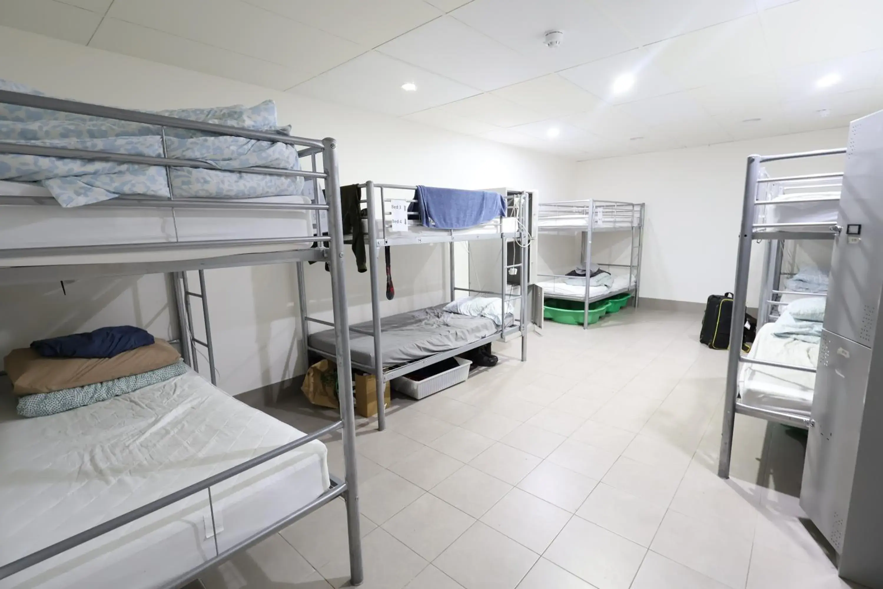 Bed in 10-Bed Mixed Dormitory Room in Perth City Backpackers Hostel - note - Valid passport required to check in Bed in 10-Bed Mixed Dormitory Room in Perth City Backpackers Hostel - note - Valid passport required to check in