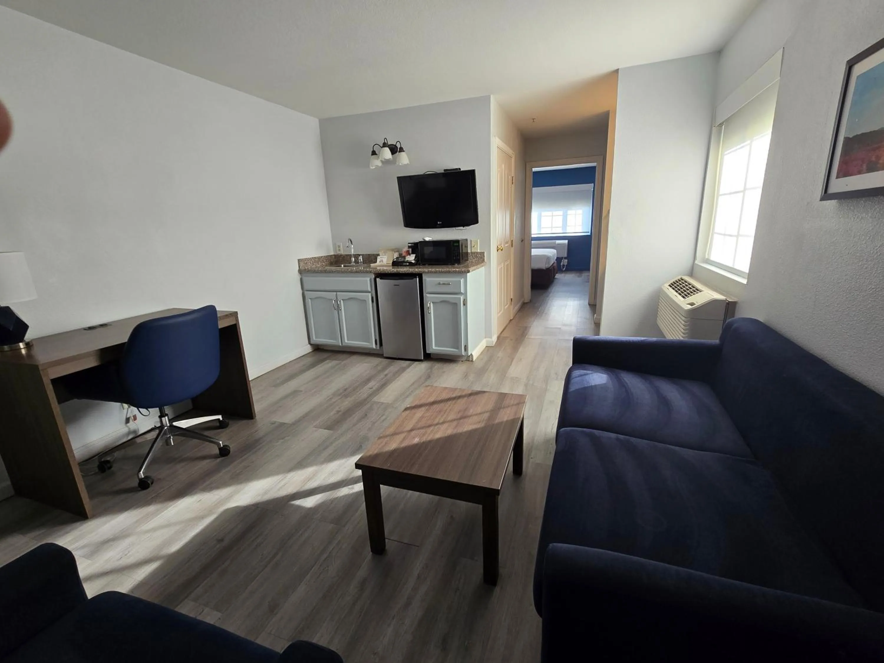 Living room in Quality Inn & Suites Tulare