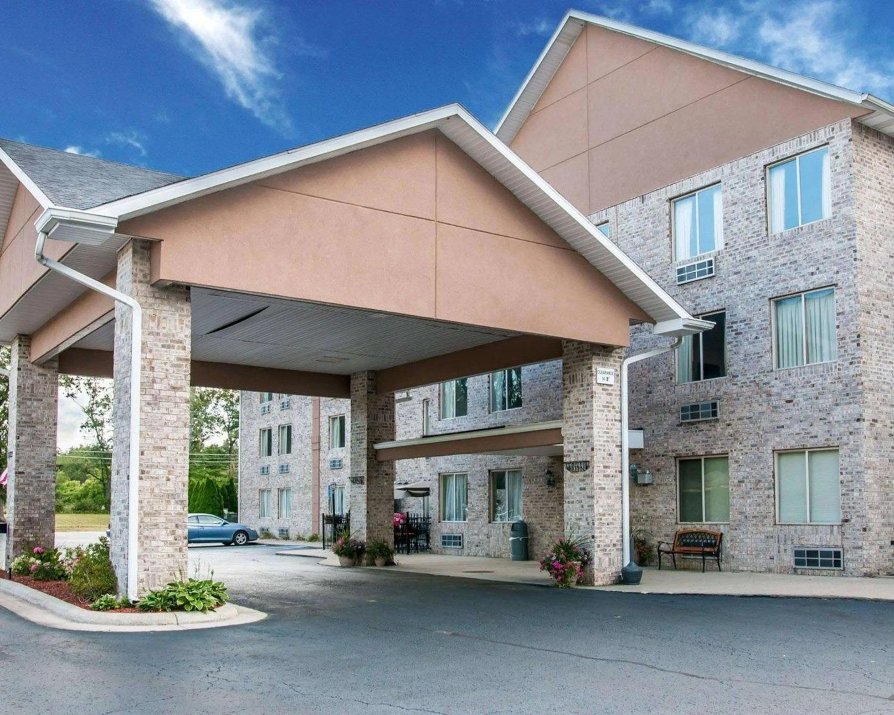 Property building in Comfort Inn Whitehall near Michigan's Adventure