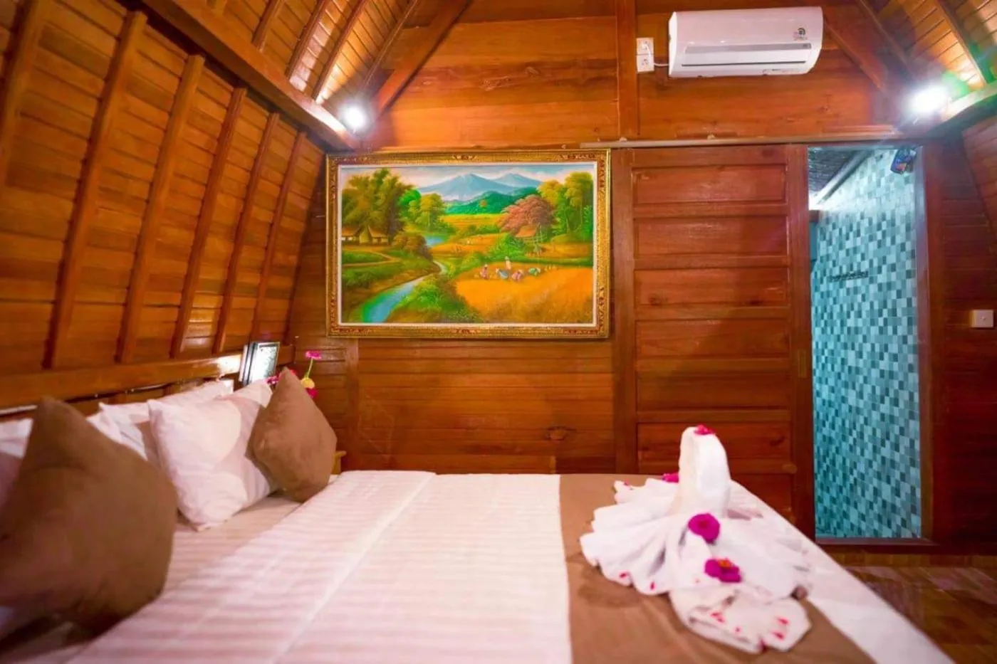 Bed in The Peace Arta Bungalow