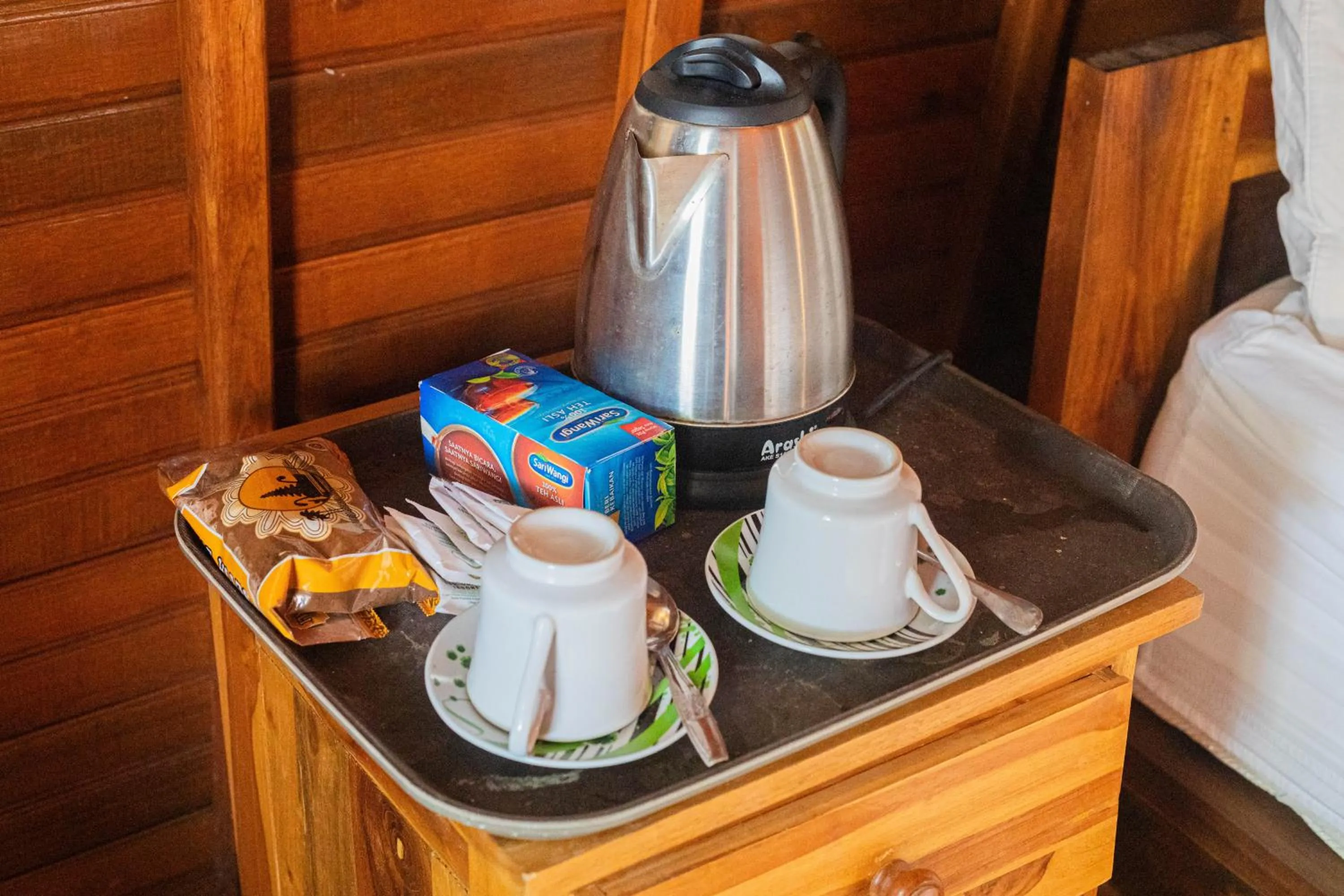 Coffee/tea facilities in The Peace Arta Bungalow