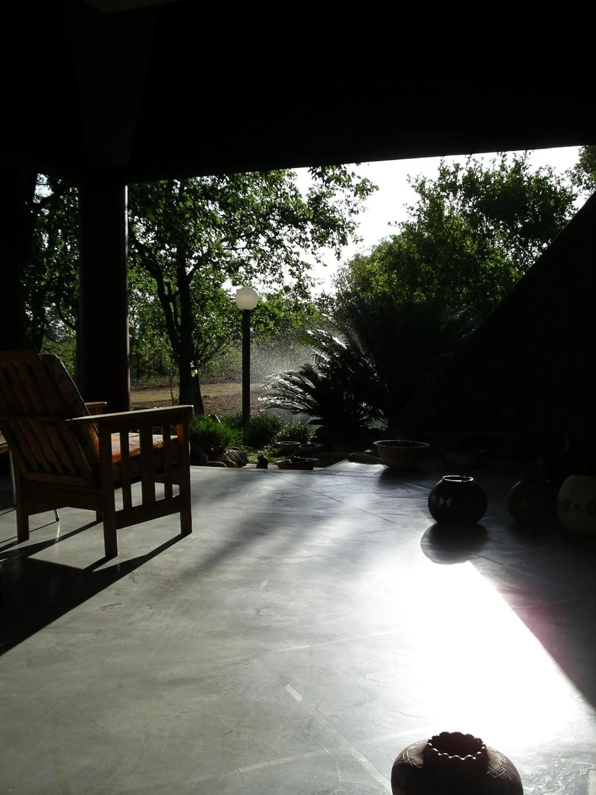 Patio in Tingala Lodge - Bed in the Bush