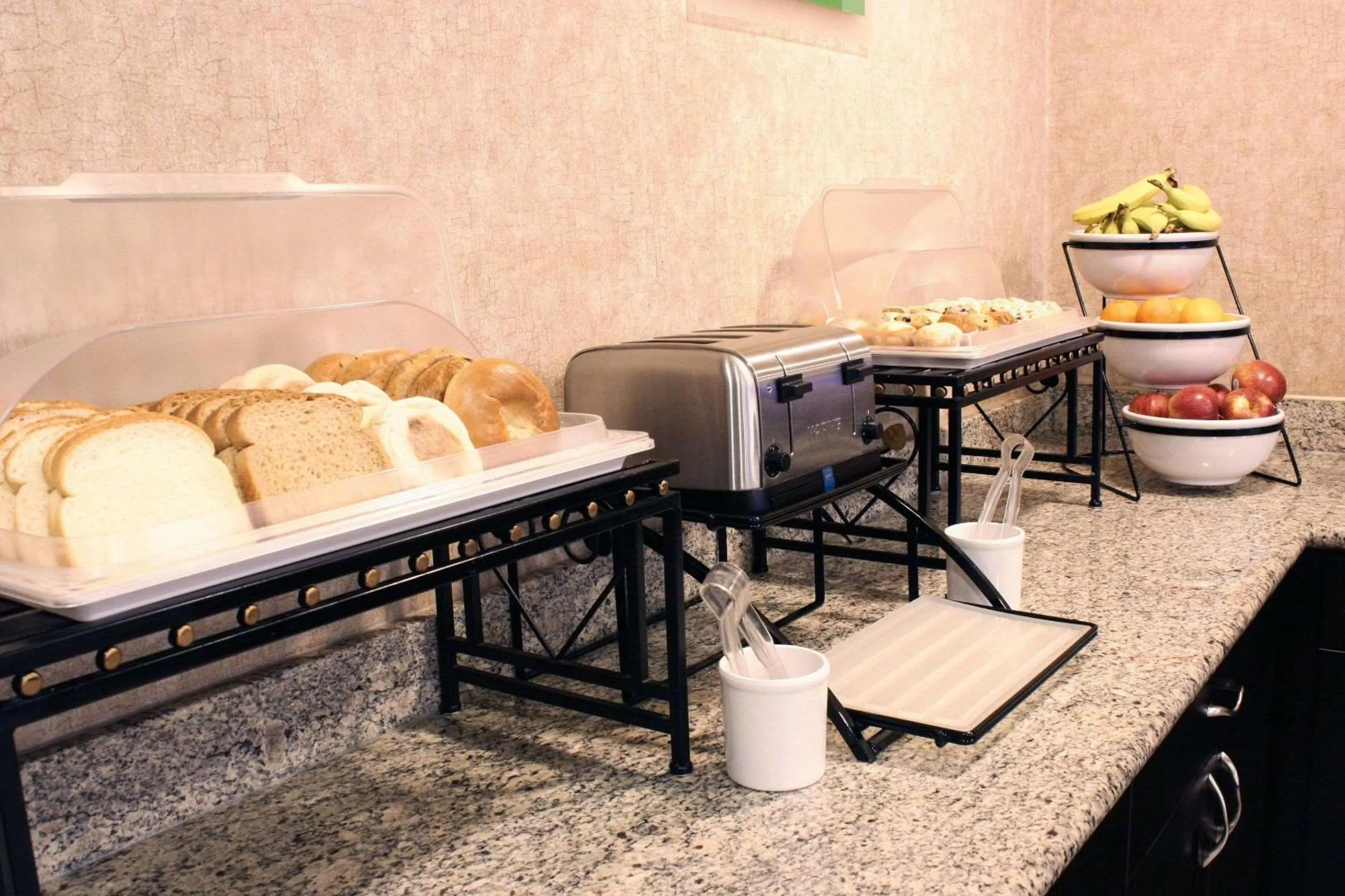 Breakfast in Comfort Inn Ellensburg