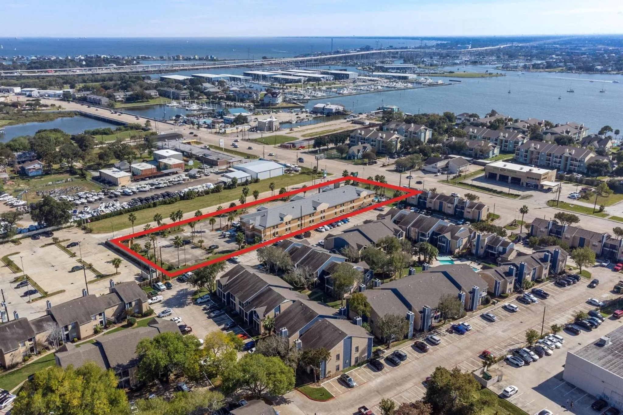 Property building in Quality Inn & Suites Seabrook- NASA- Kemah