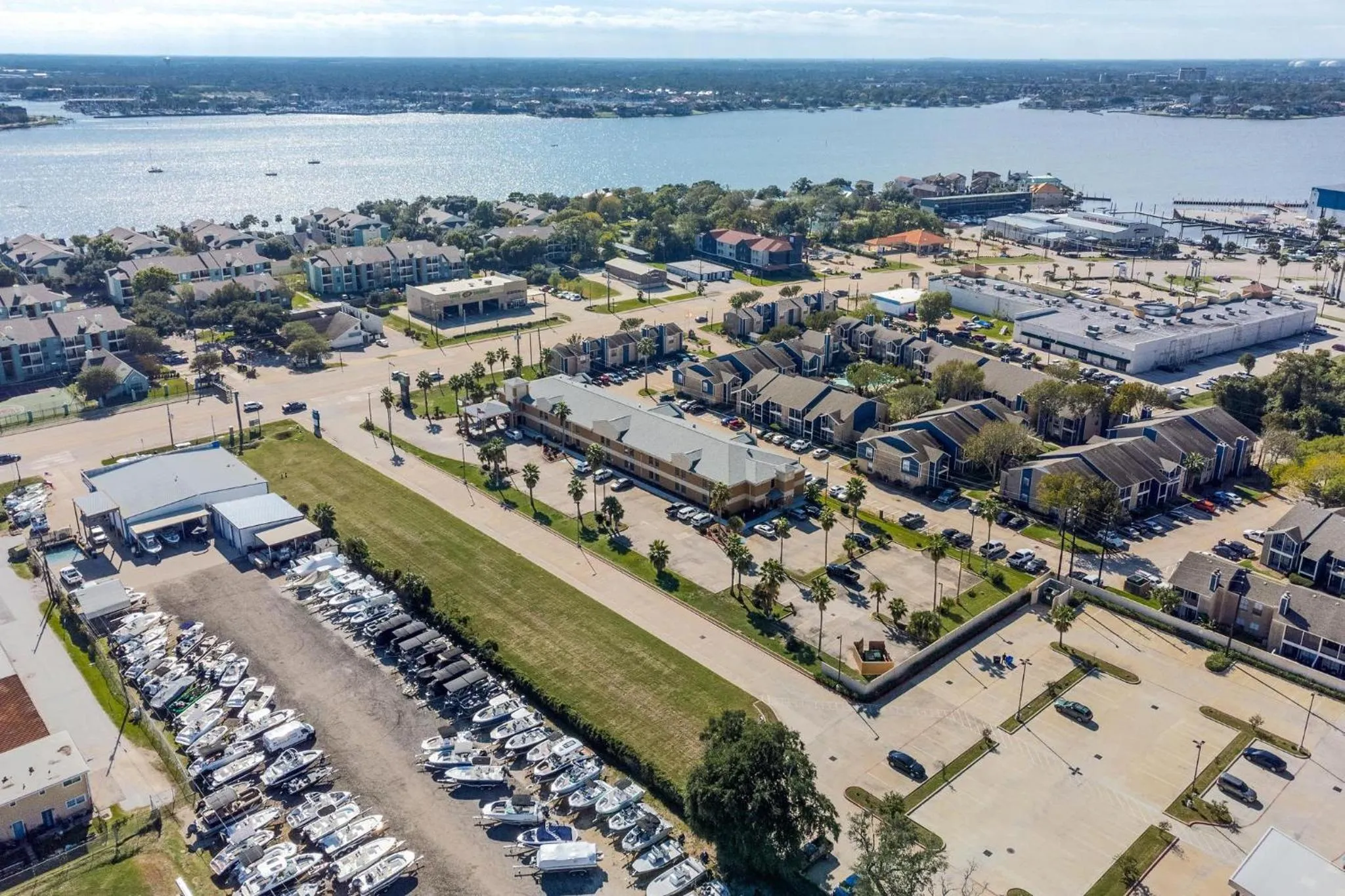 Property building in Quality Inn & Suites Seabrook- NASA- Kemah