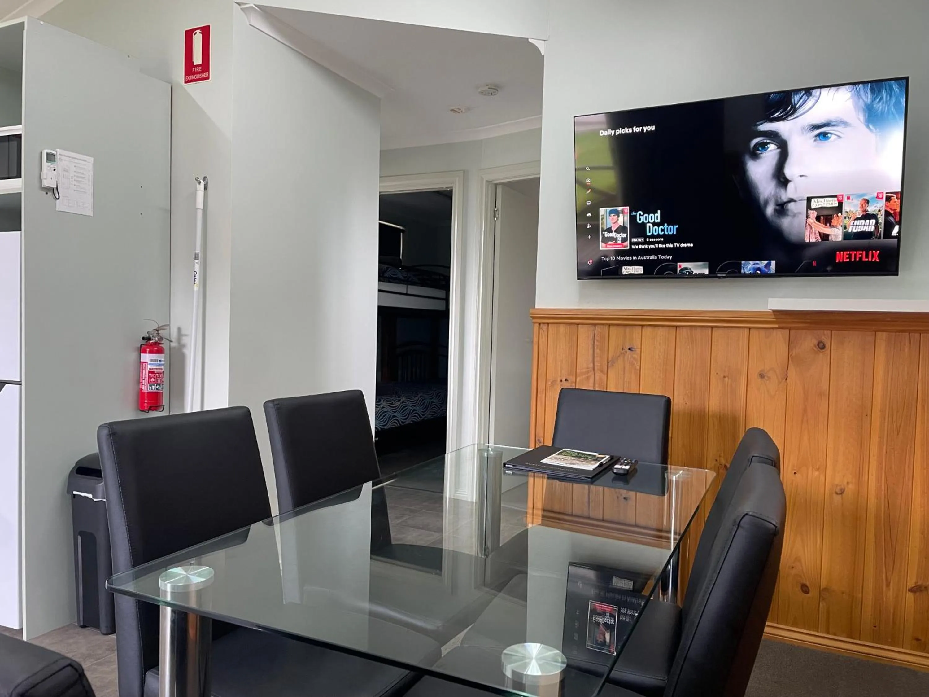 Dining area in Acacia Caravan Park & Holiday Units