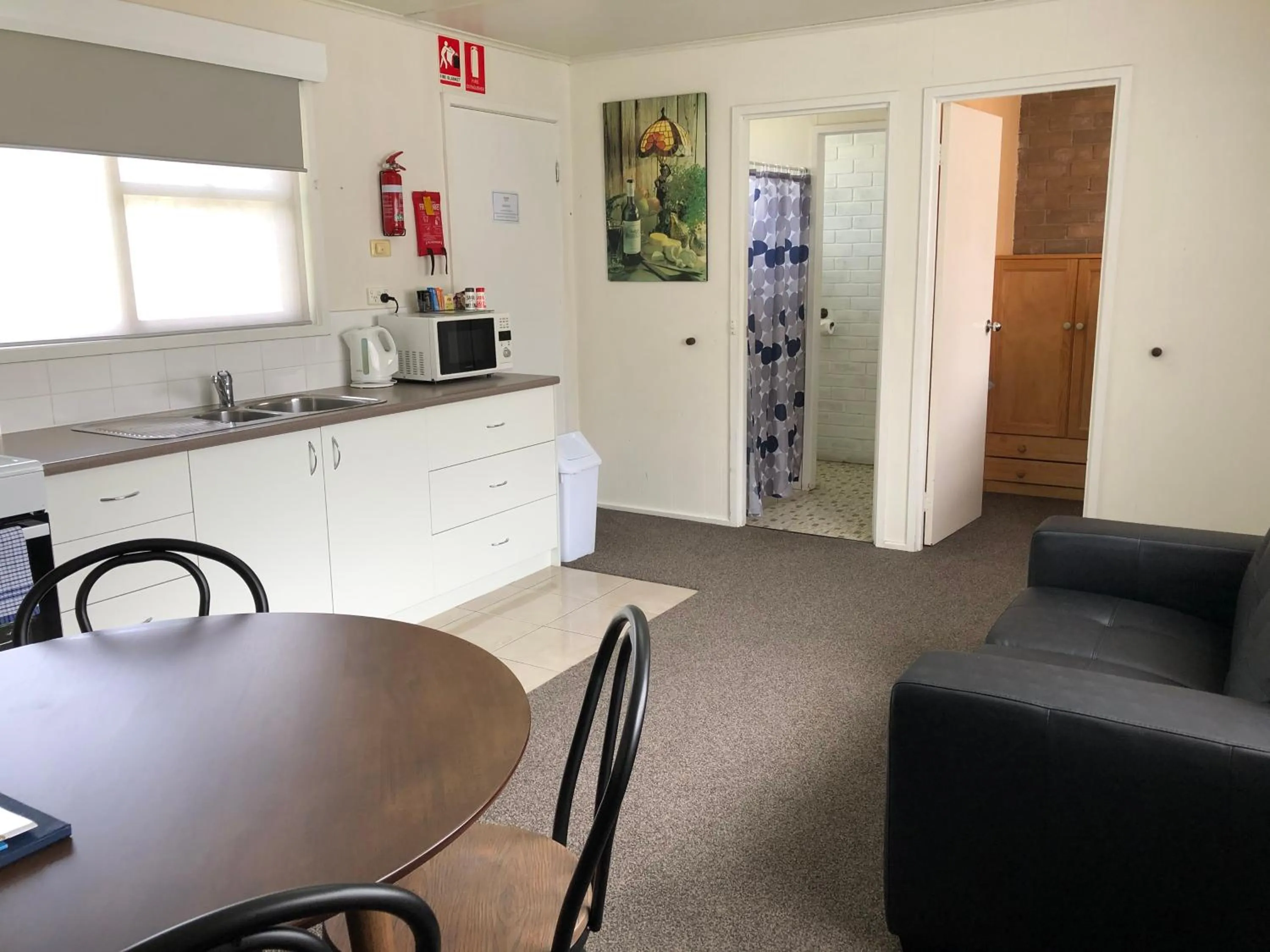 Living room in Acacia Caravan Park & Holiday Units