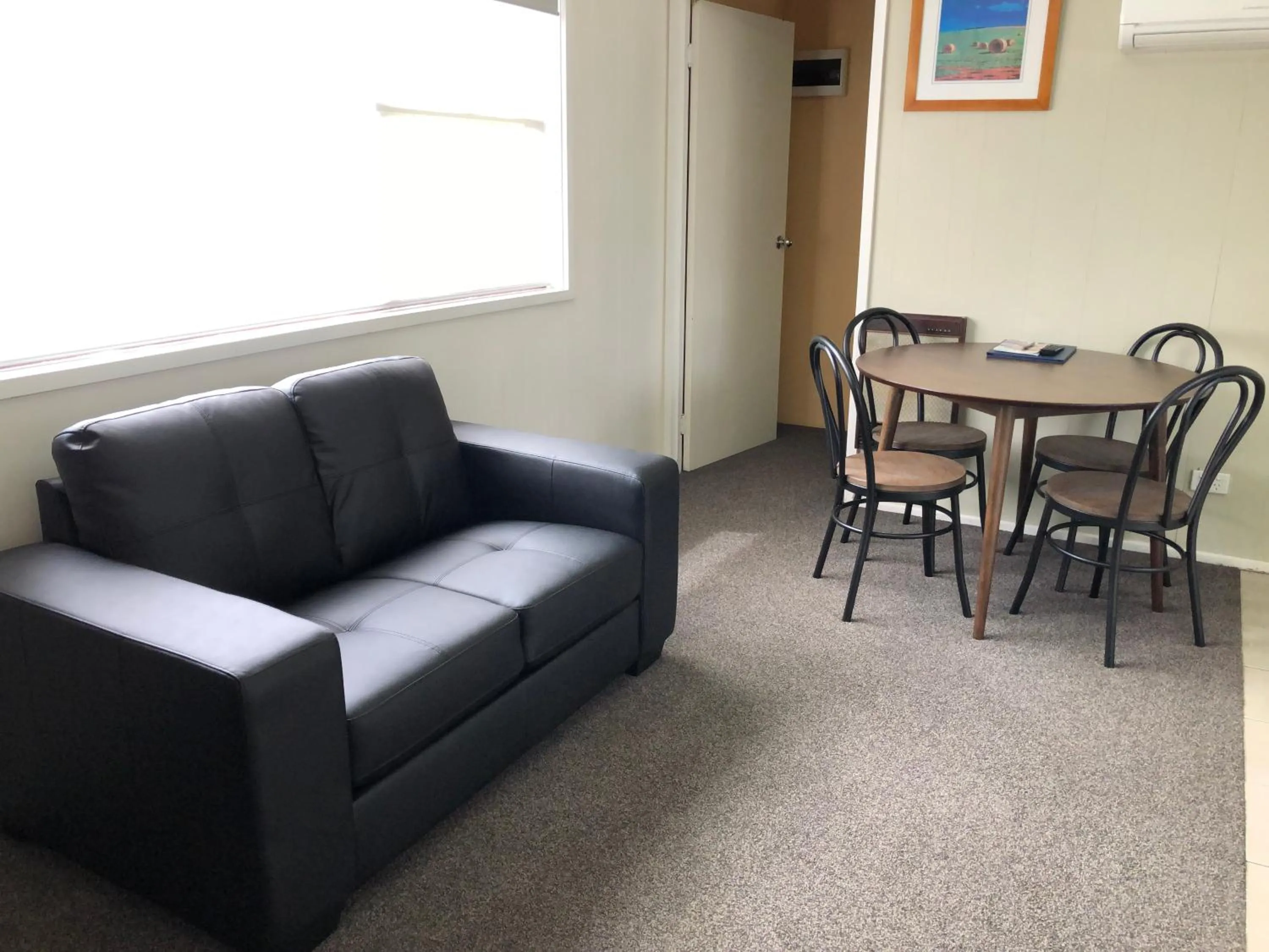 Living room in Acacia Caravan Park & Holiday Units