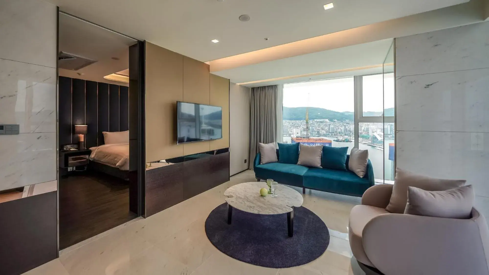 Suite with Sea View in Lavalse Hotel Suite with Sea View in Lavalse Hotel