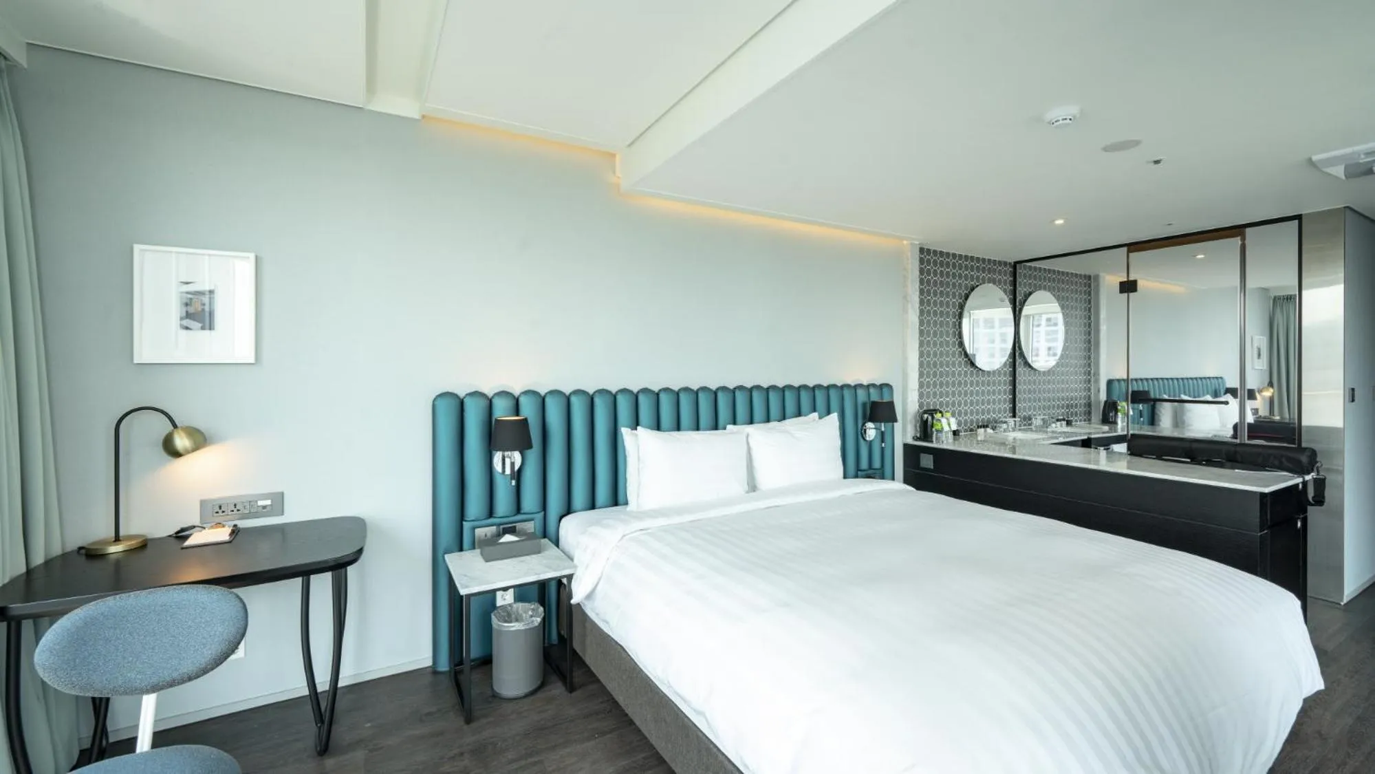 Bed in Lavalse Hotel