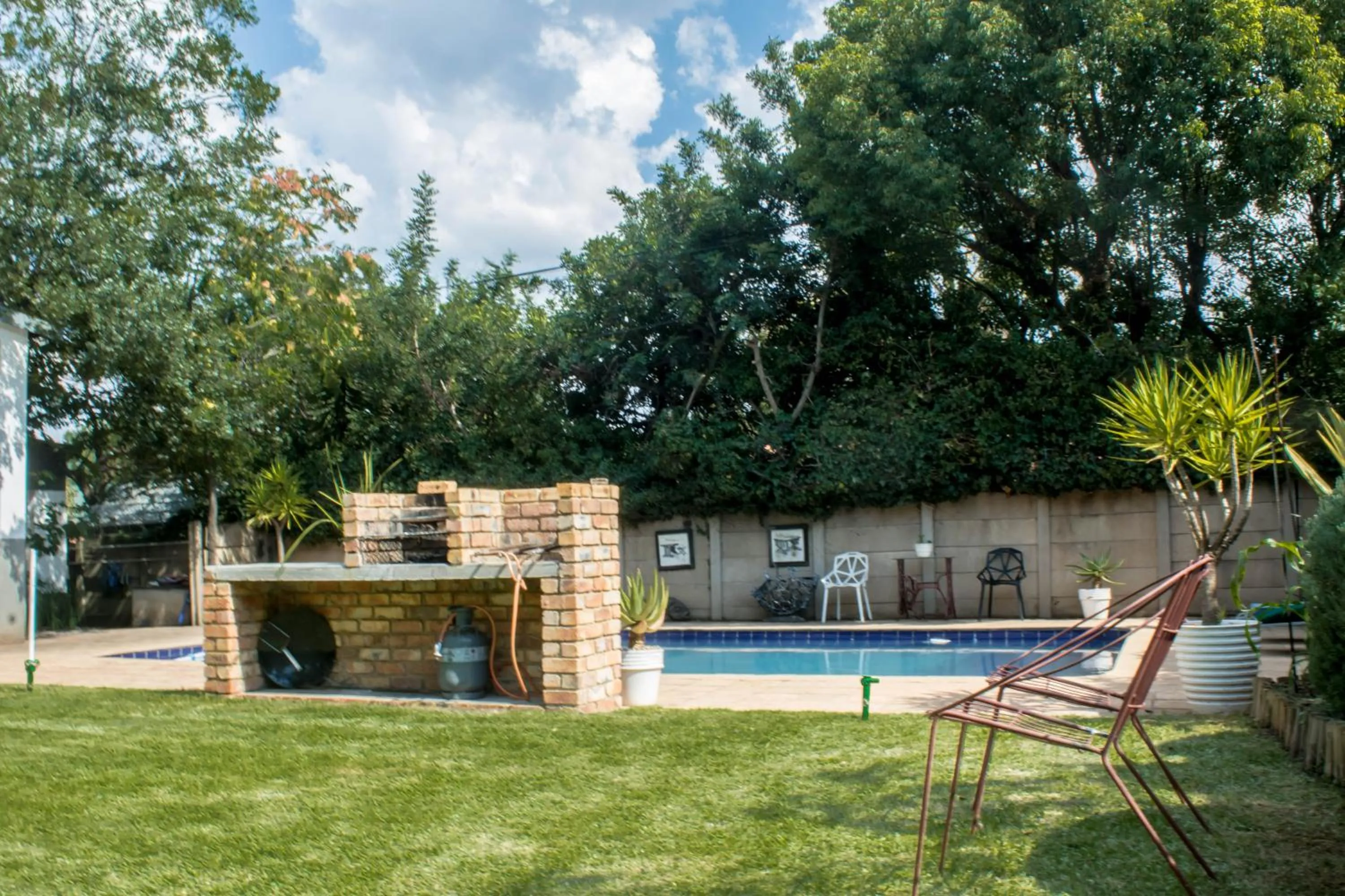 Garden in Sunbury Bed and Breakfast