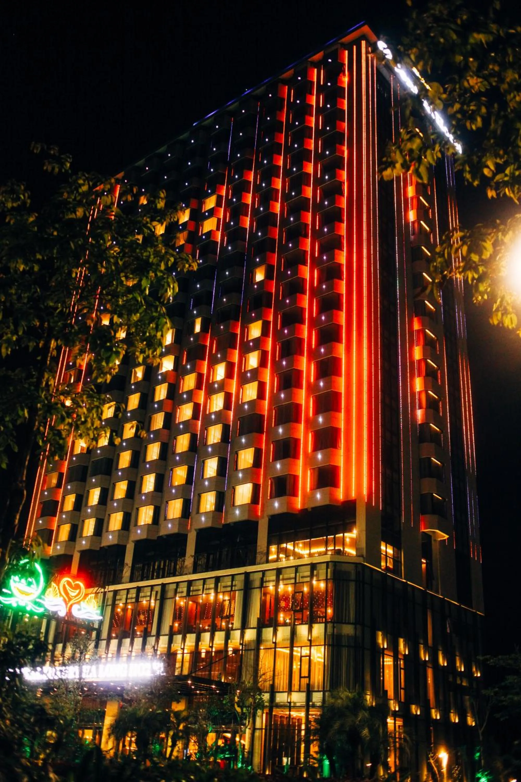 Property building in Central Luxury Hạ Long Hotel