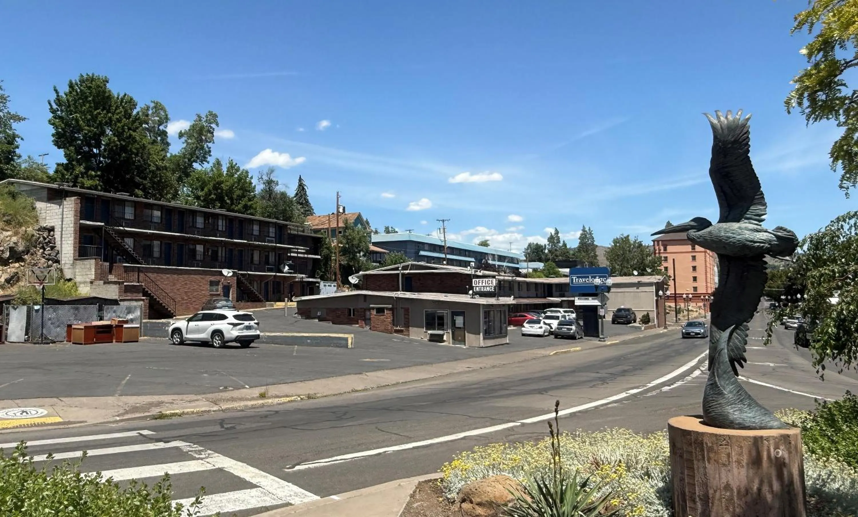 Property building in Travelodge by Wyndham Klamath Falls