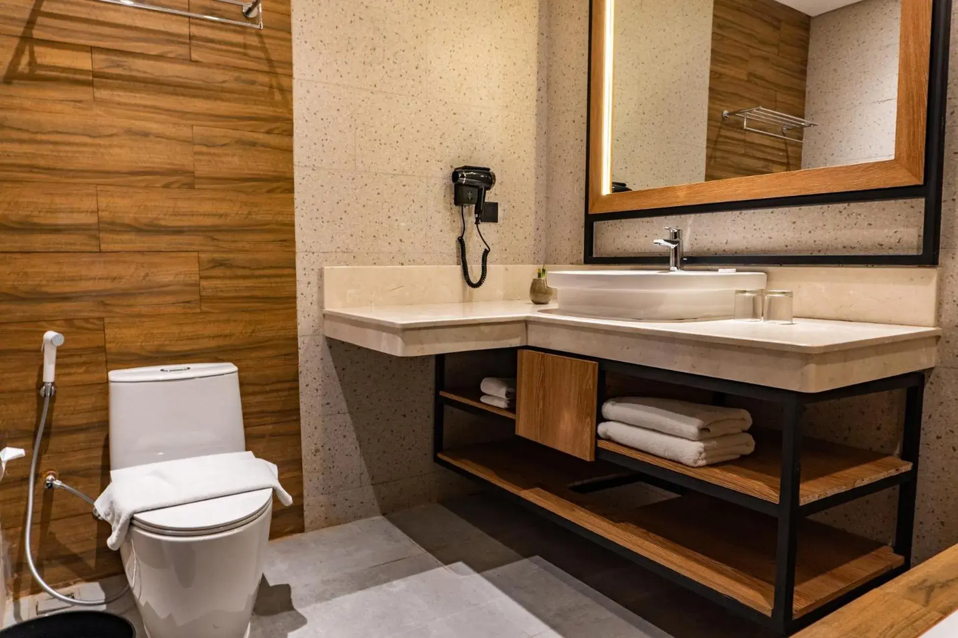 Family Room with Balcony in Grand Sunshine Resort & Convention Family Room with Balcony in Grand Sunshine Resort & Convention