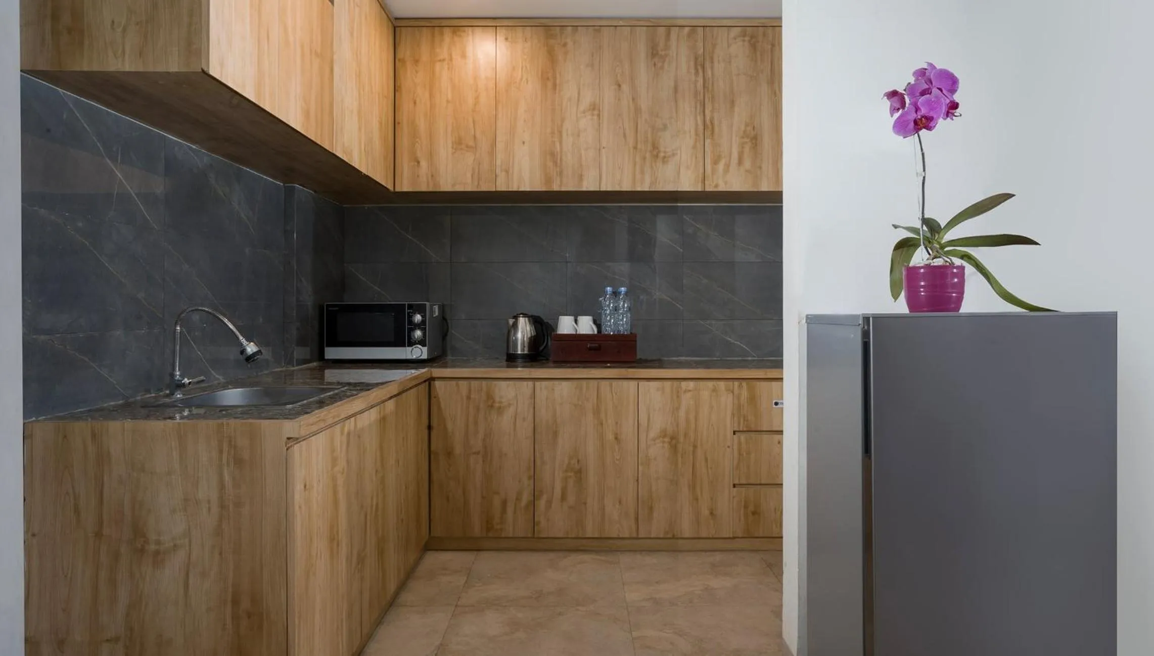 Kitchen or kitchenette in Grand Sunshine Resort & Convention